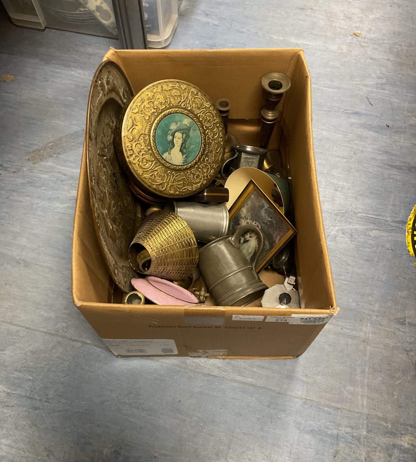 Box of mixed inc brass charger and pewter tankards