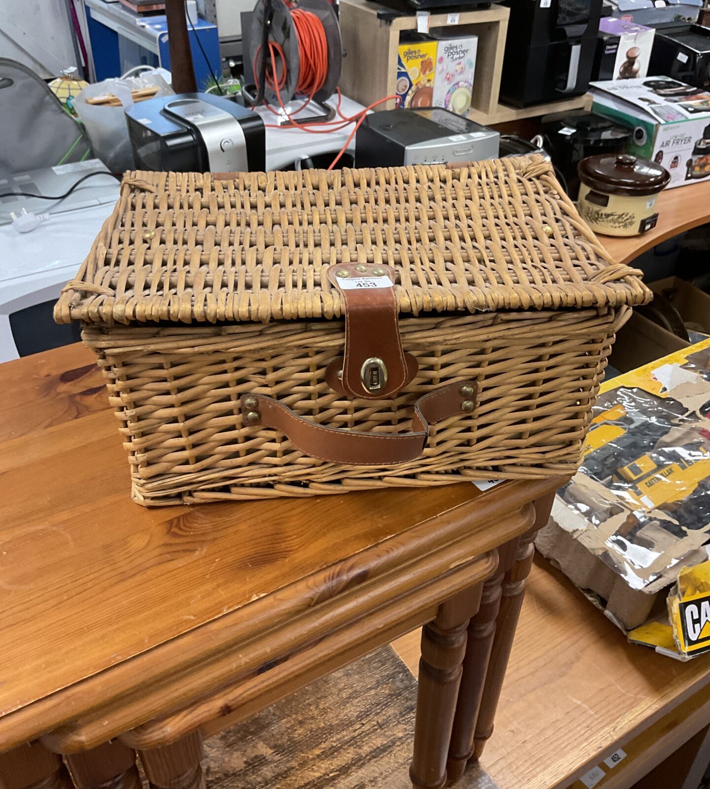 Small wicker basket