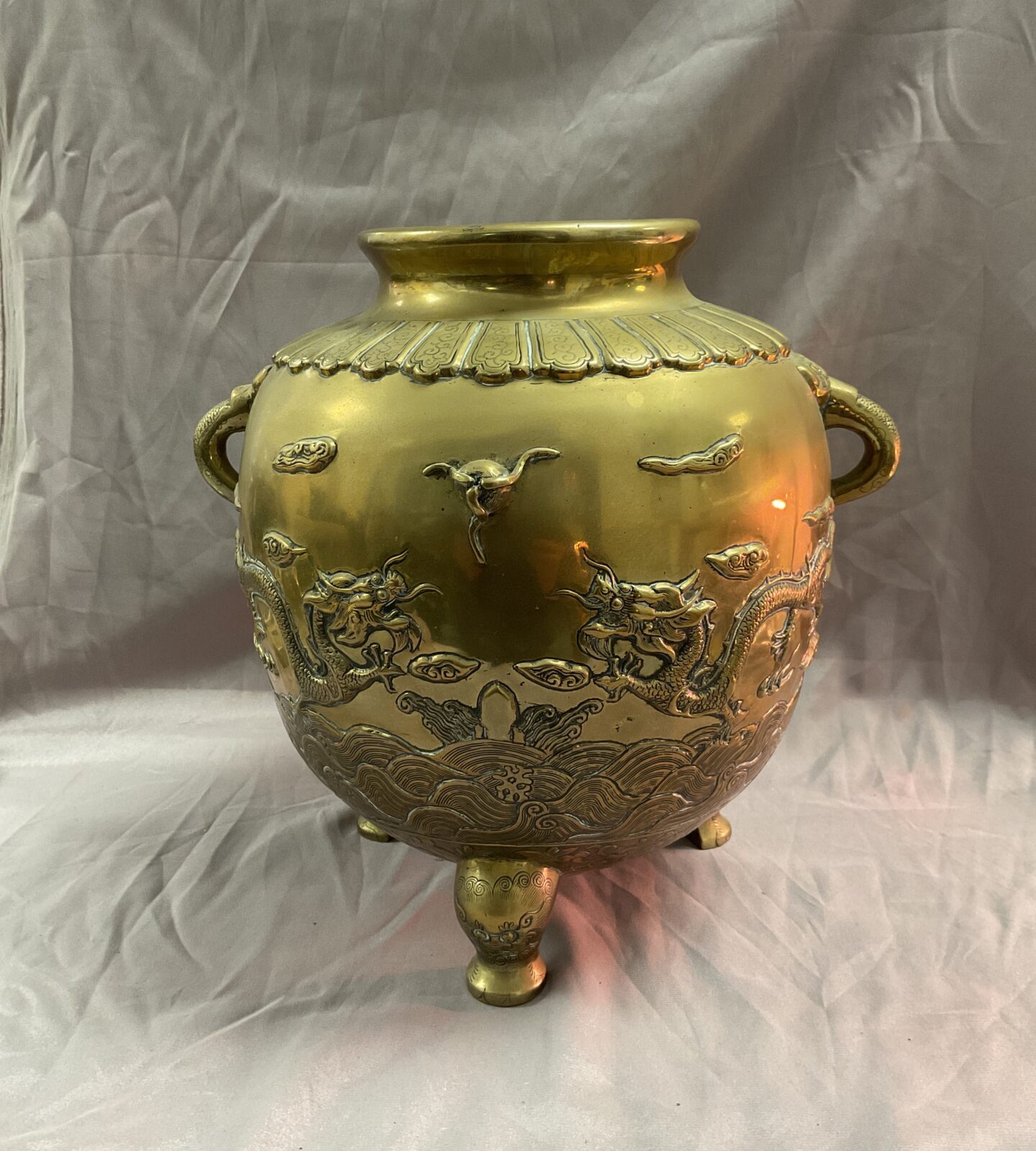 Antique circa 1900 11” high large chinese bronze sculpted vase with royal dragons approx 7kilo approx