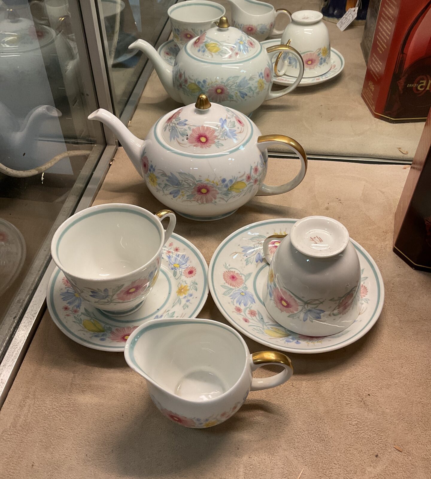 Suzie cooper teapot & two teacups & saucers