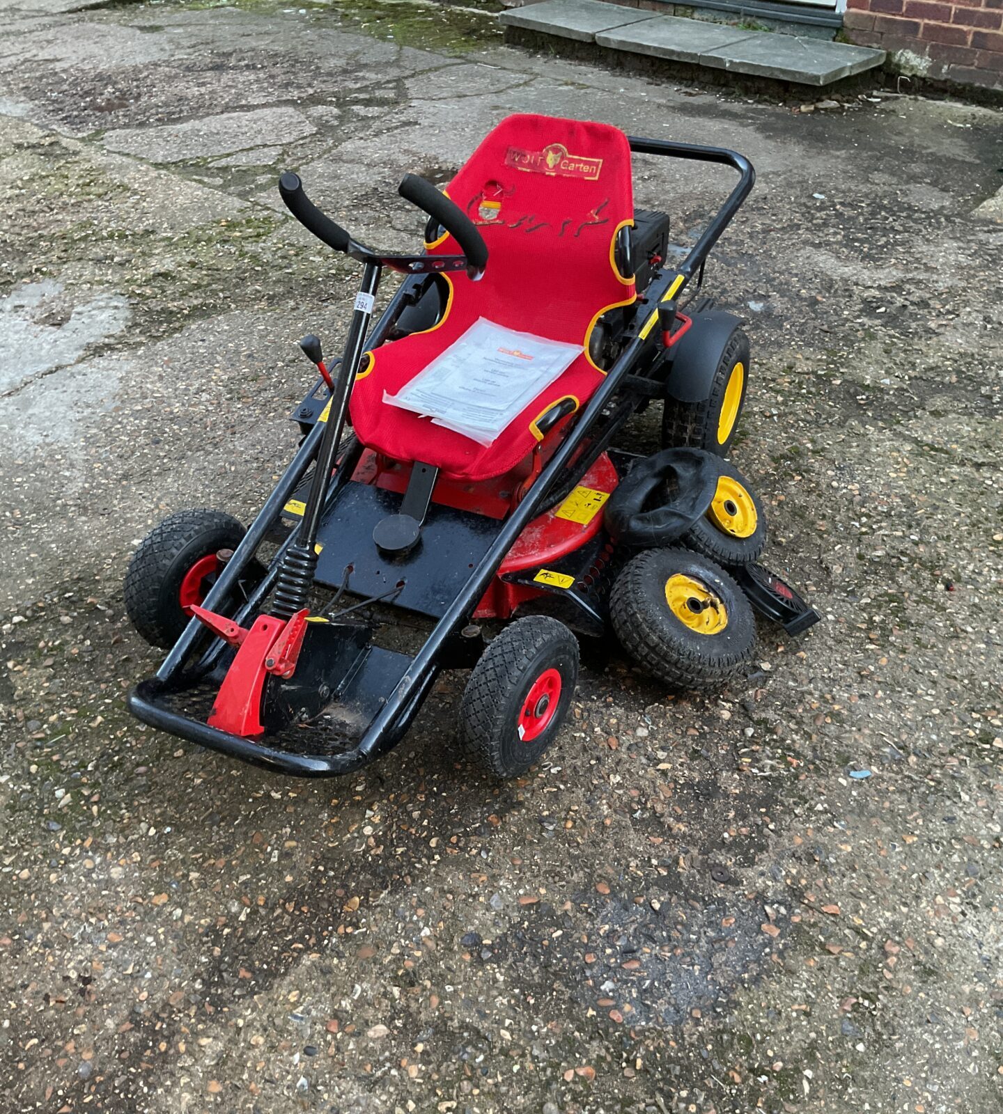 Wolf ride on mower gocart OHV 2 working with spare wheels and instructions
