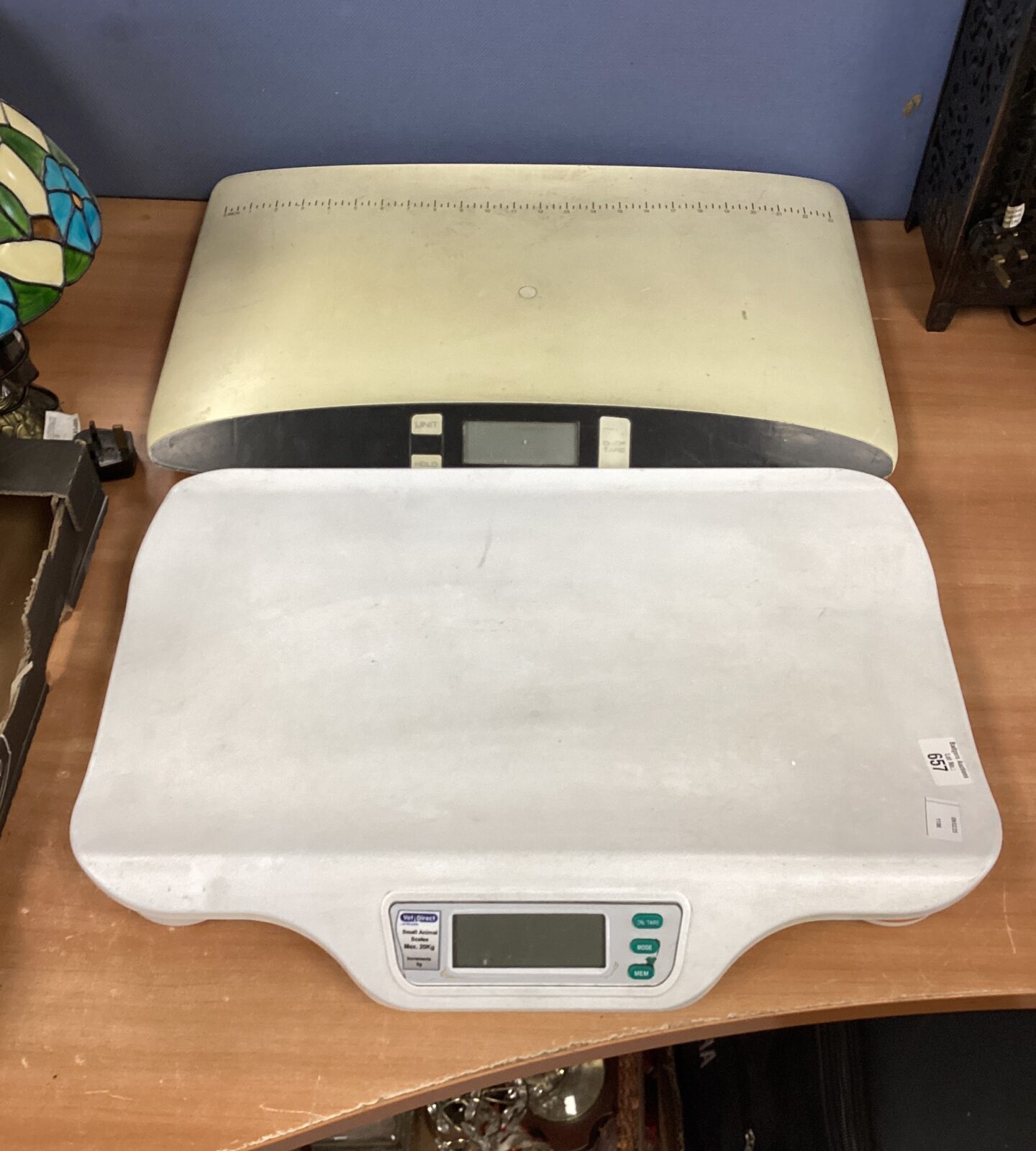 Two vet scales