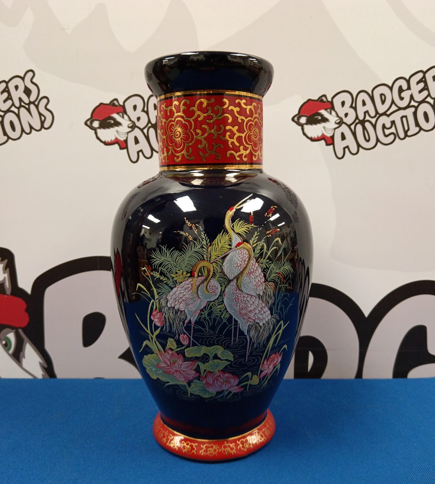 Paradiso Chinese crane vase