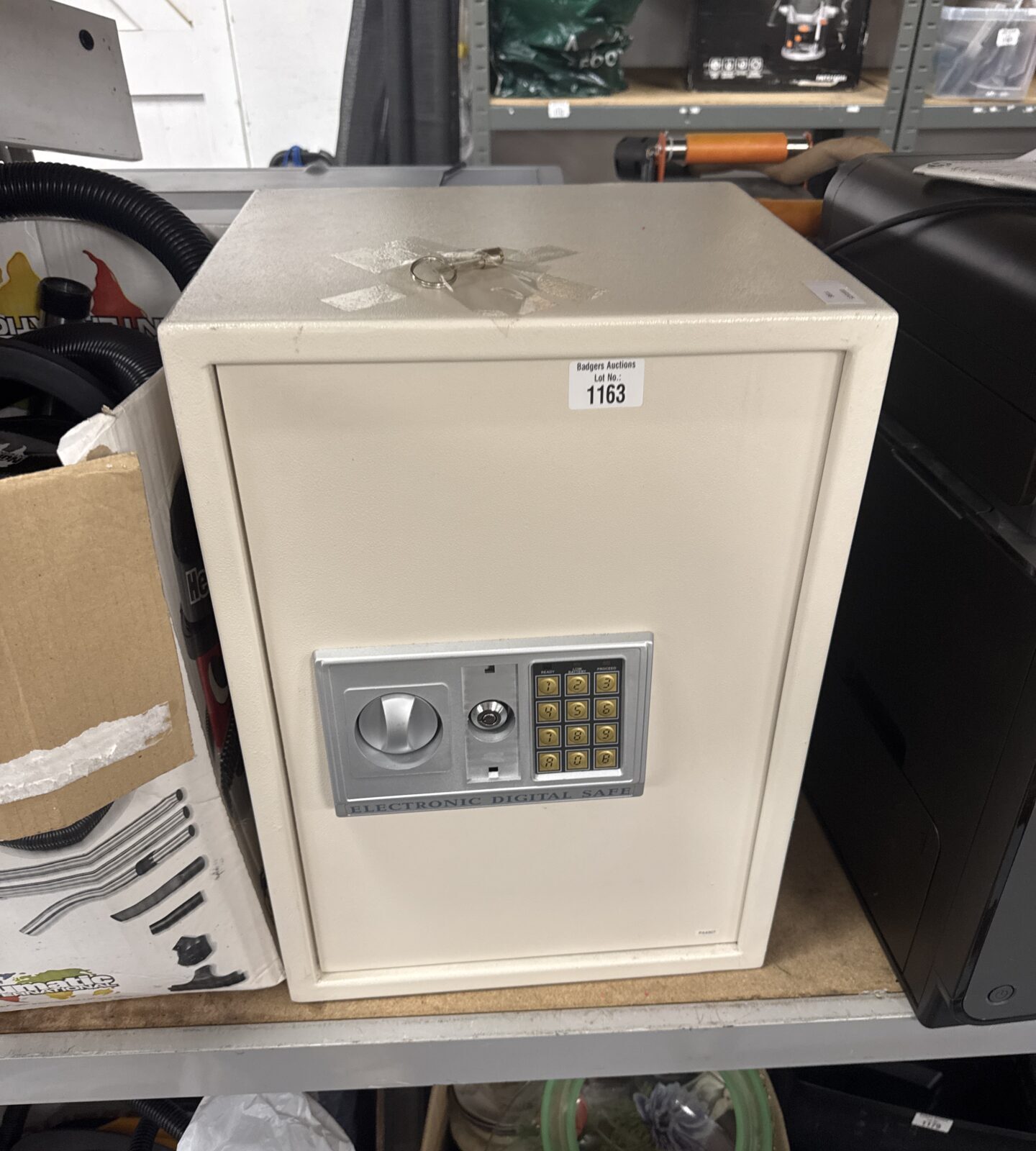 Medium sized electronic safe with keys