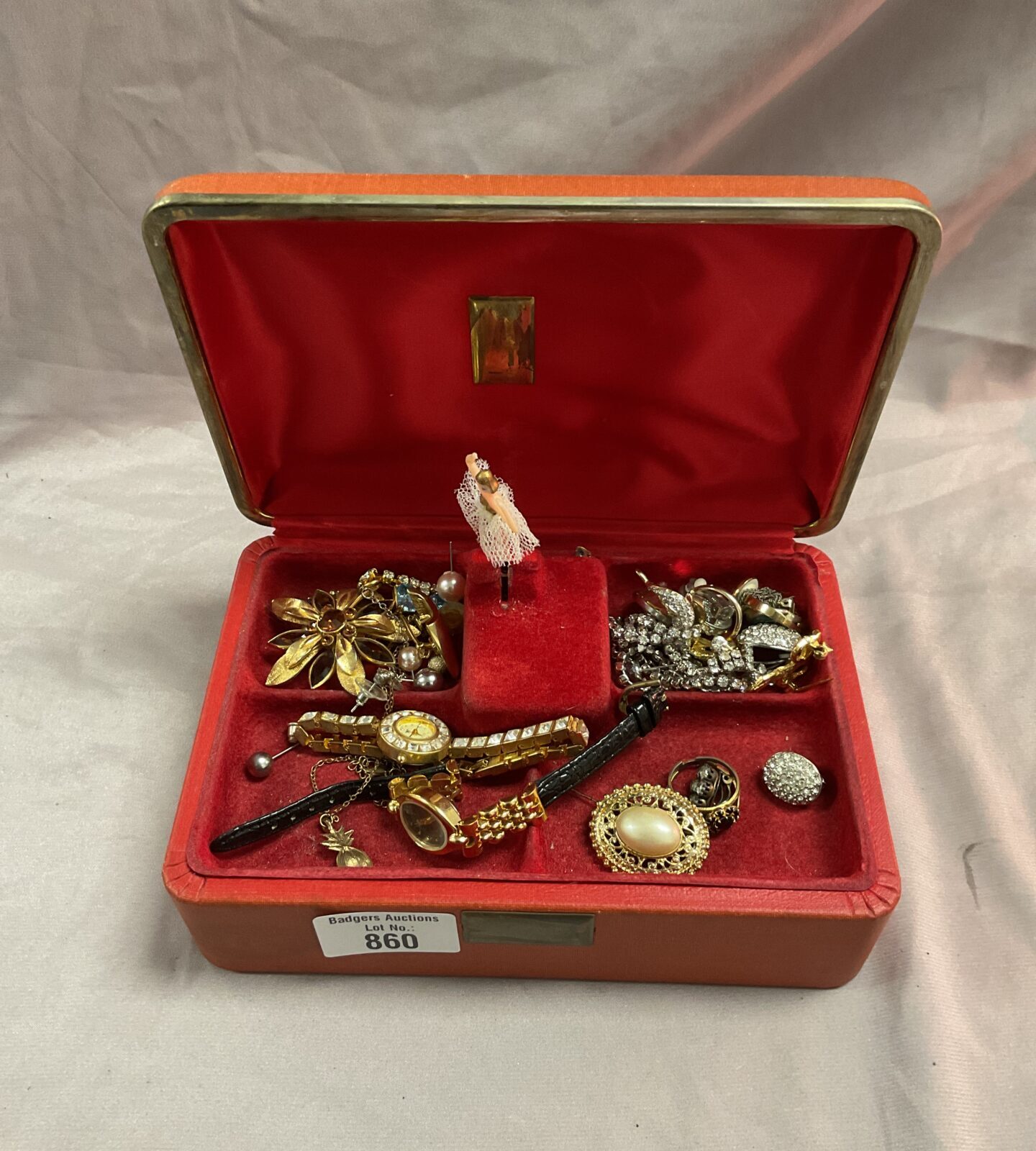 Musical jewellery box with contents