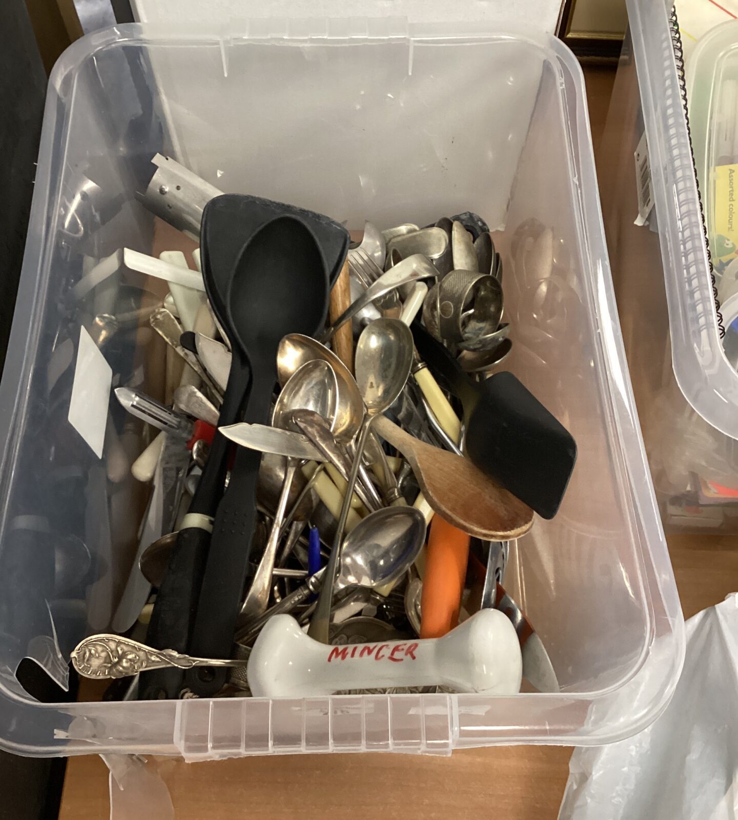 Box of assorted cutlery