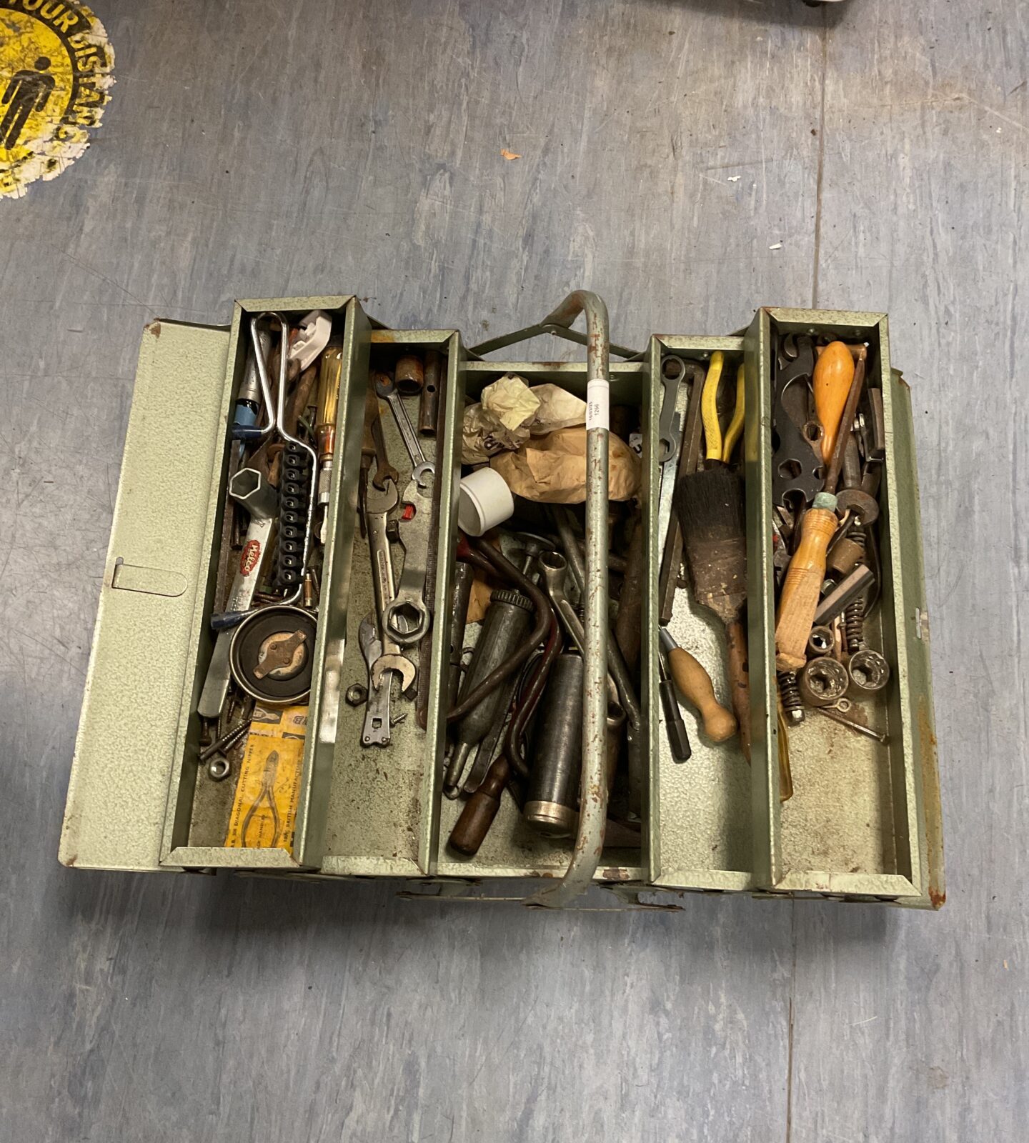 Vintage cantilever toolbox with contents