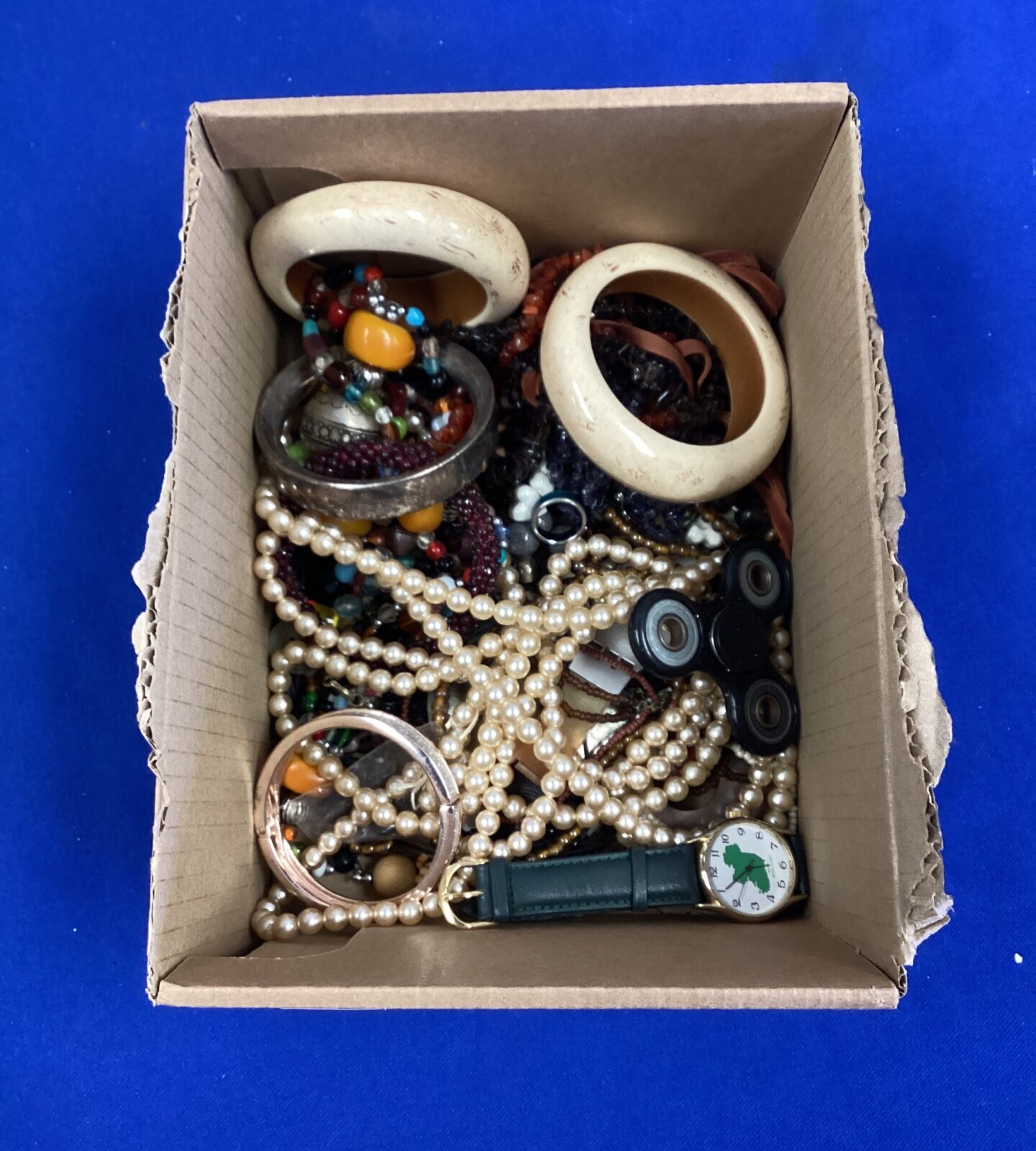 Box of Mixed Jewellery