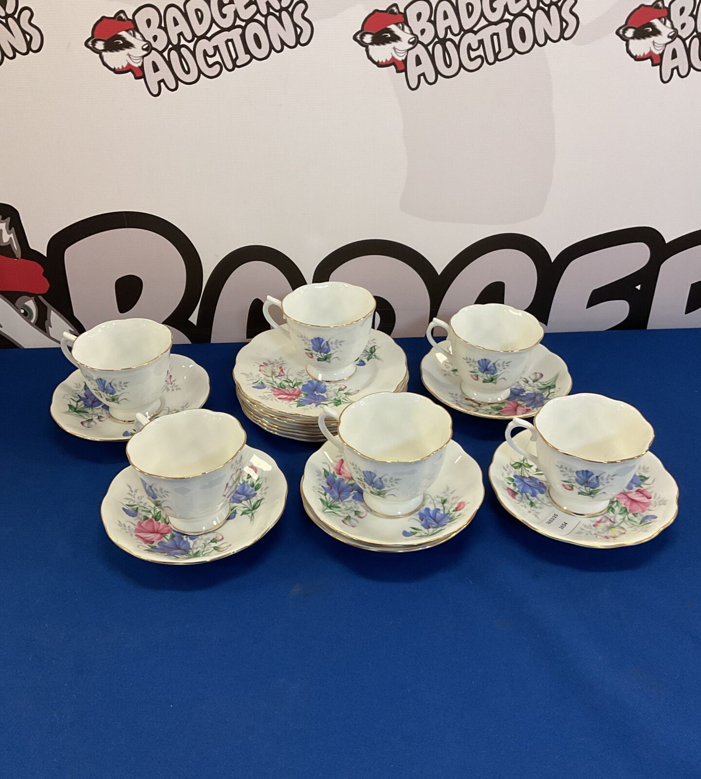 Royal albert sweet pea six person teaset