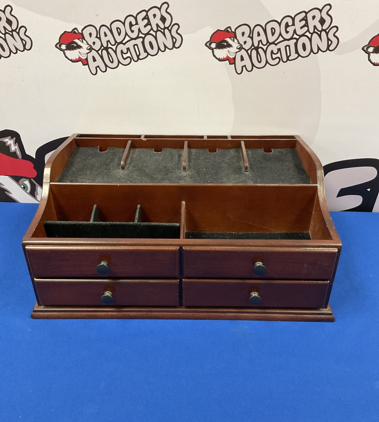 Mahogany 2 drawer desk tidy