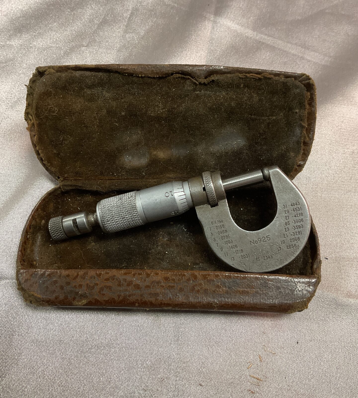 Vintage Moore and wright No 925 Micrometer in case - Image 2