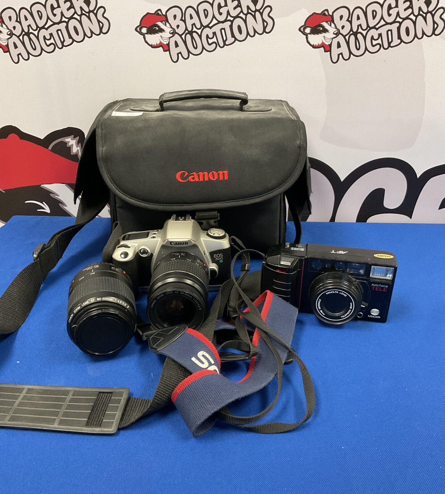 Canon eos 500n & minolta aft cameras in bag