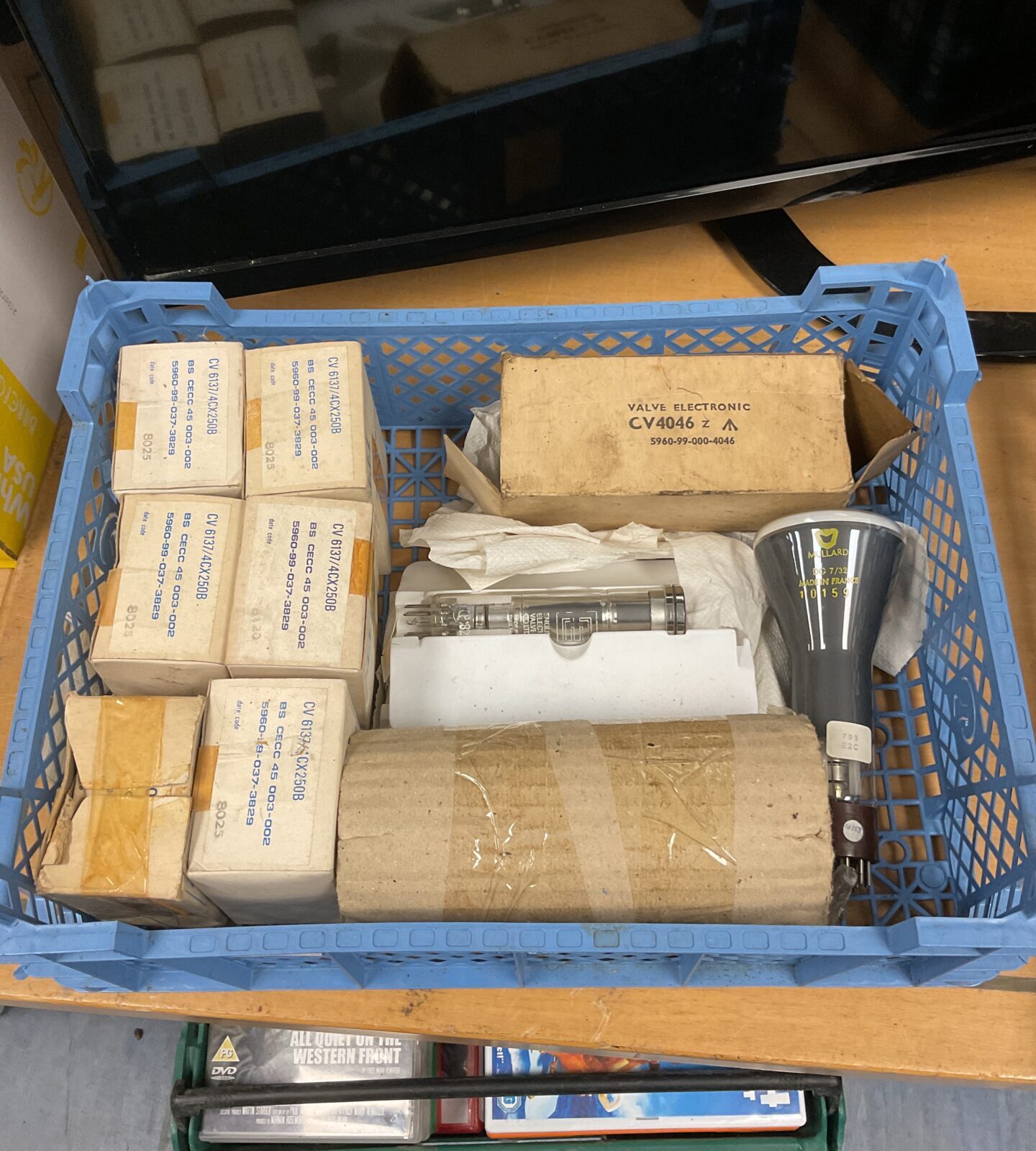 Tray of vintage glass radio valves