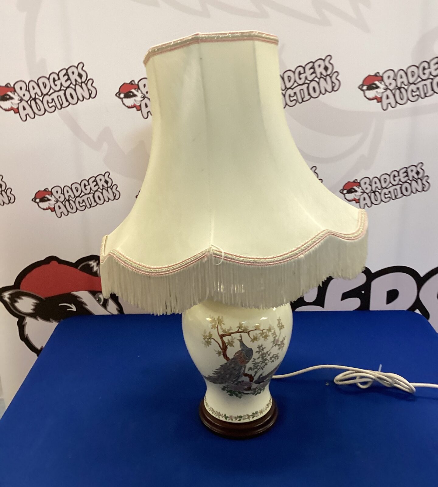 Large peacock pattern cream table lamp with shade