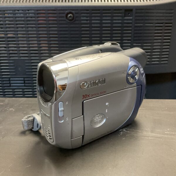 Canon dc201 camcorder