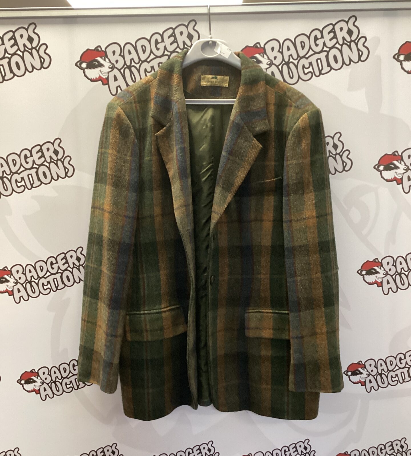 Henry white Ireland tweed jacket size 18
