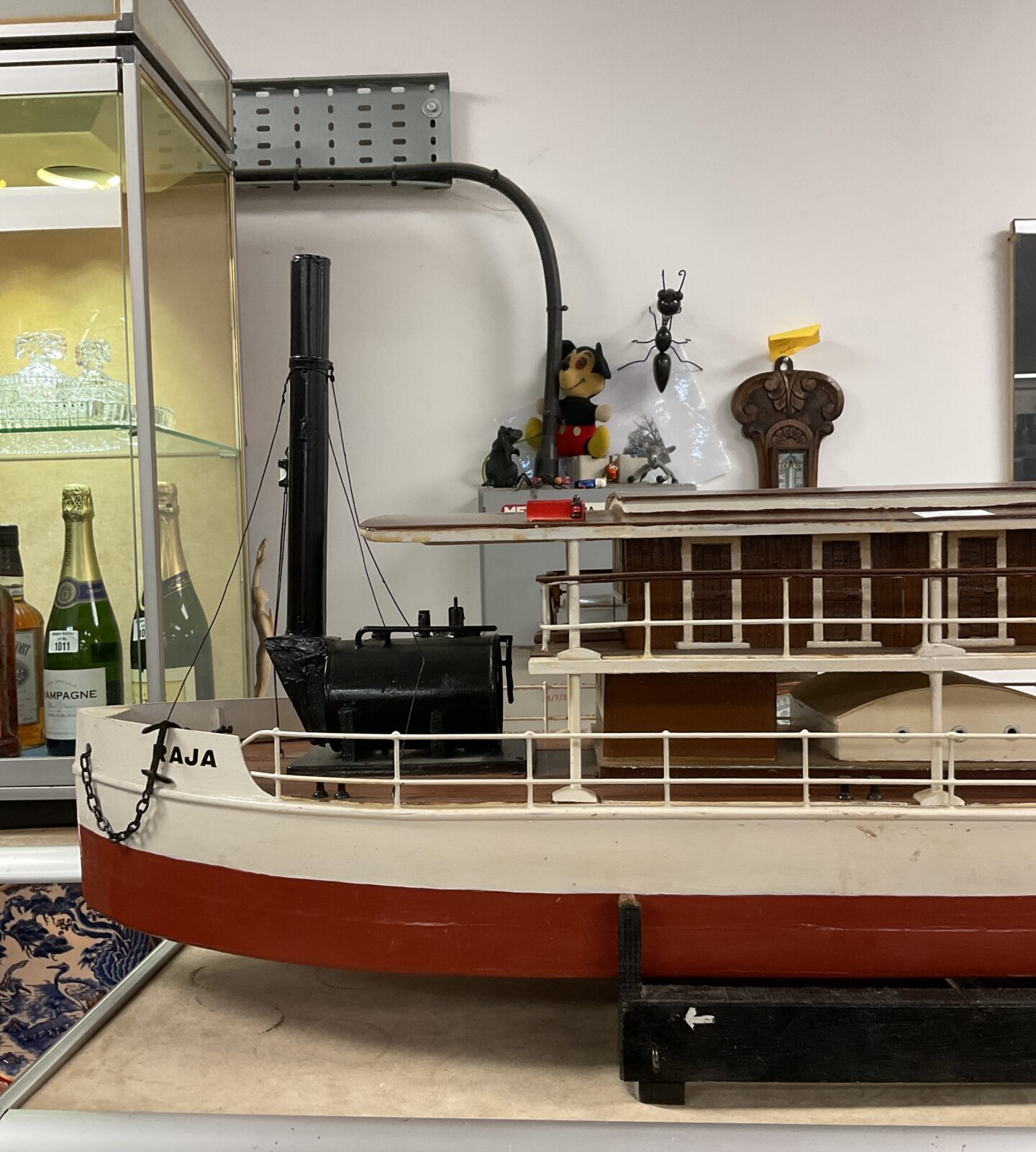 Large raja remote control paddle steamer model boat with futaba control system - Image 2