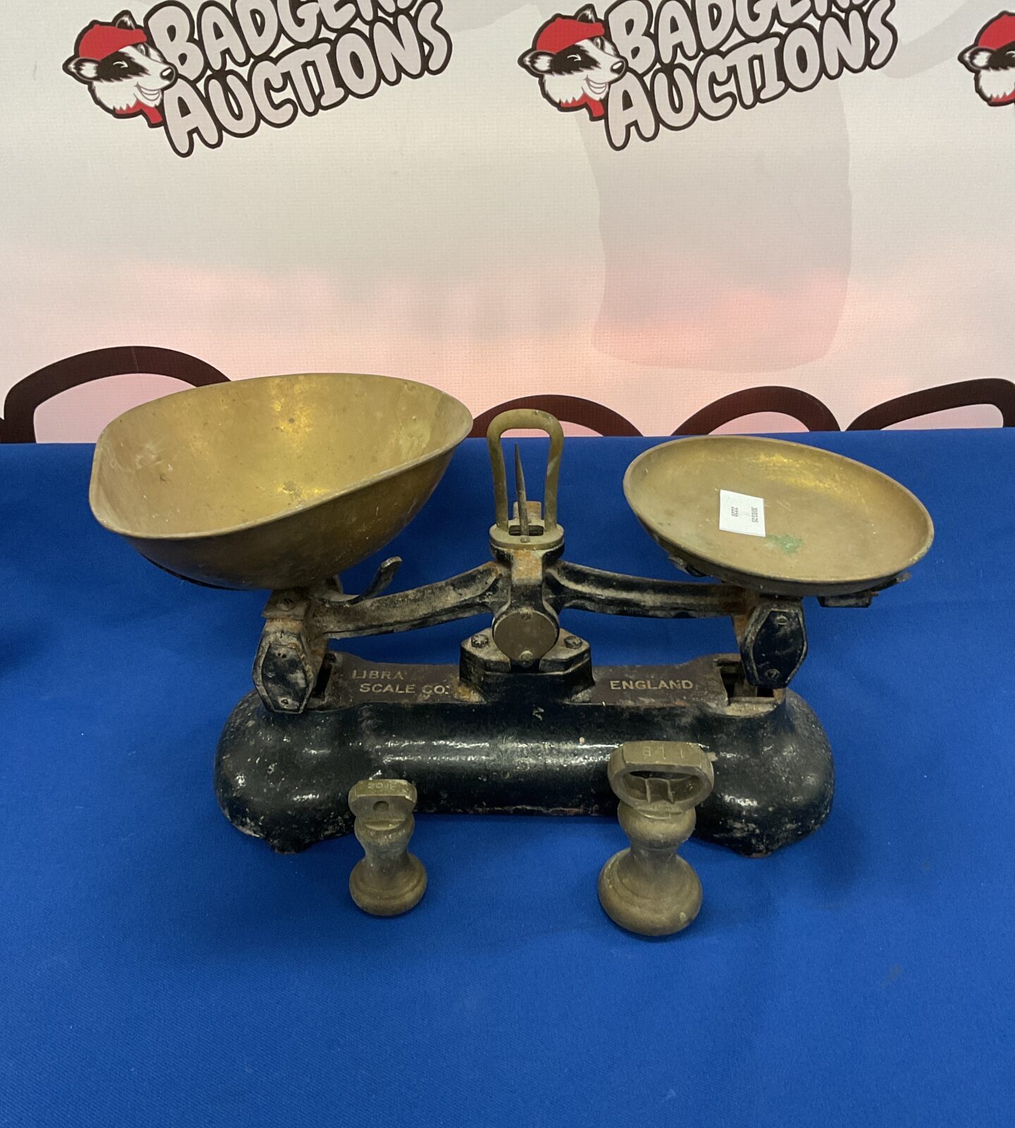 Vintage cast iron libra co scales
