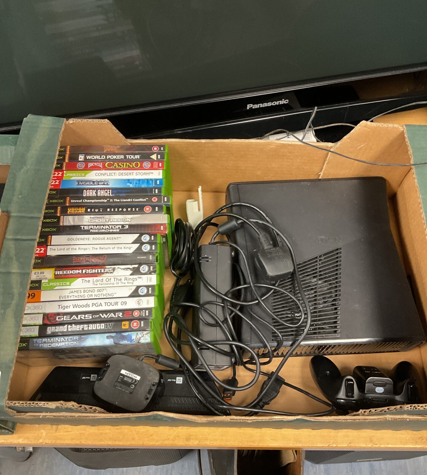 Microsoft xnox 360 console & games