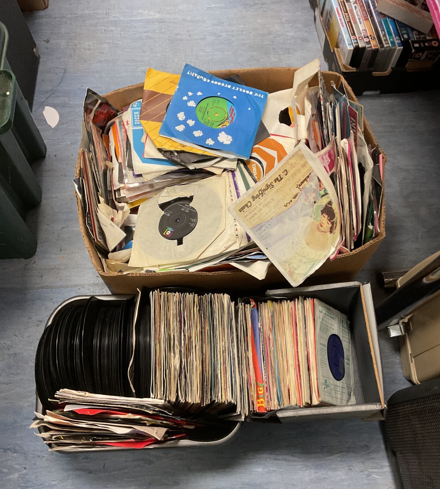 Large collection of 7” single vinyl records