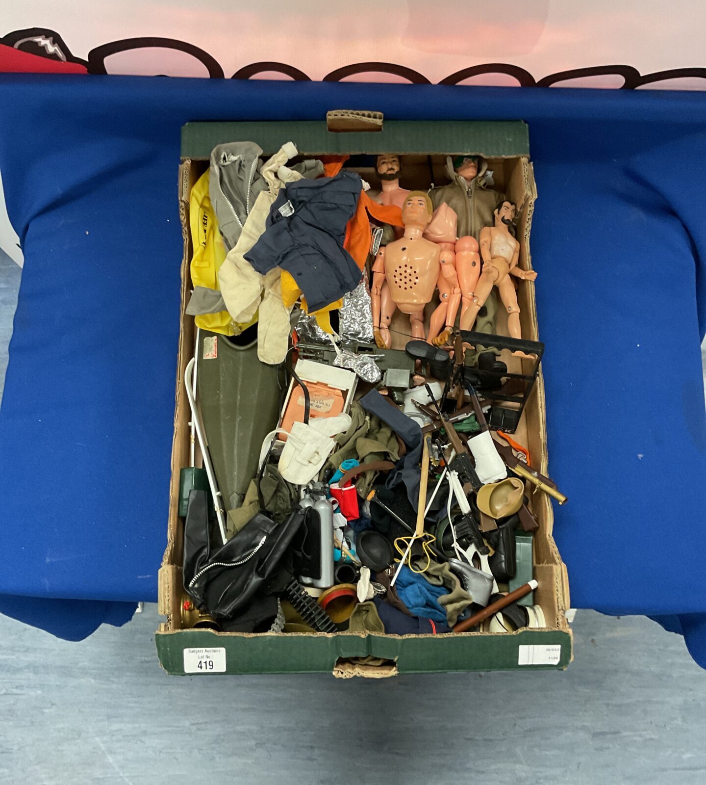 Tray of mixed vintage action man figures, cherilea kayak and accessories inc clothing, weaponry and other