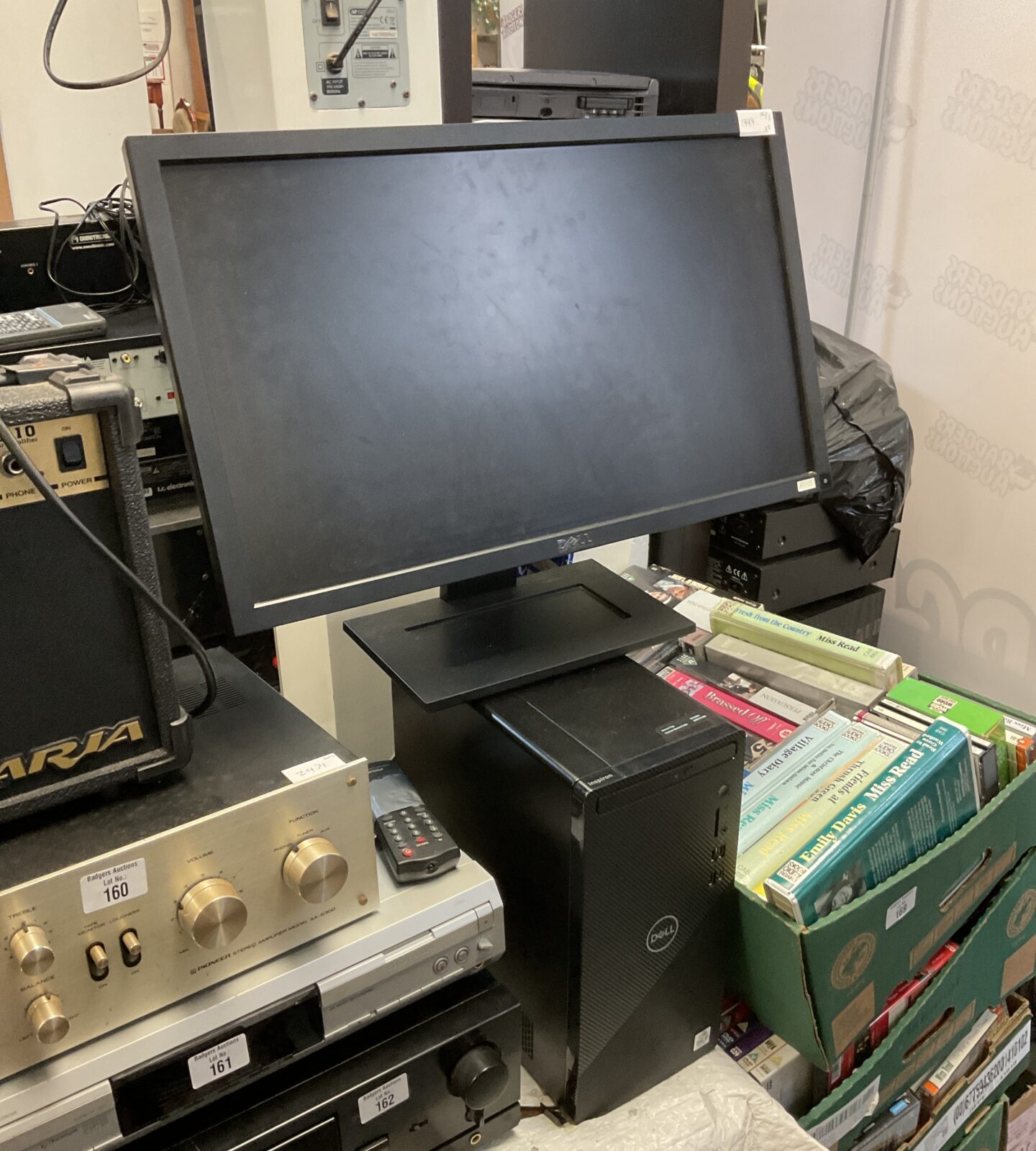 Dell inspiron intel core i5 desktop computer with monitor