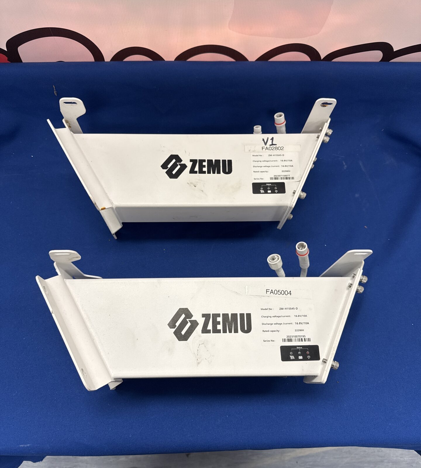 Two zemu zm-h15s45-d solar batteries - untested