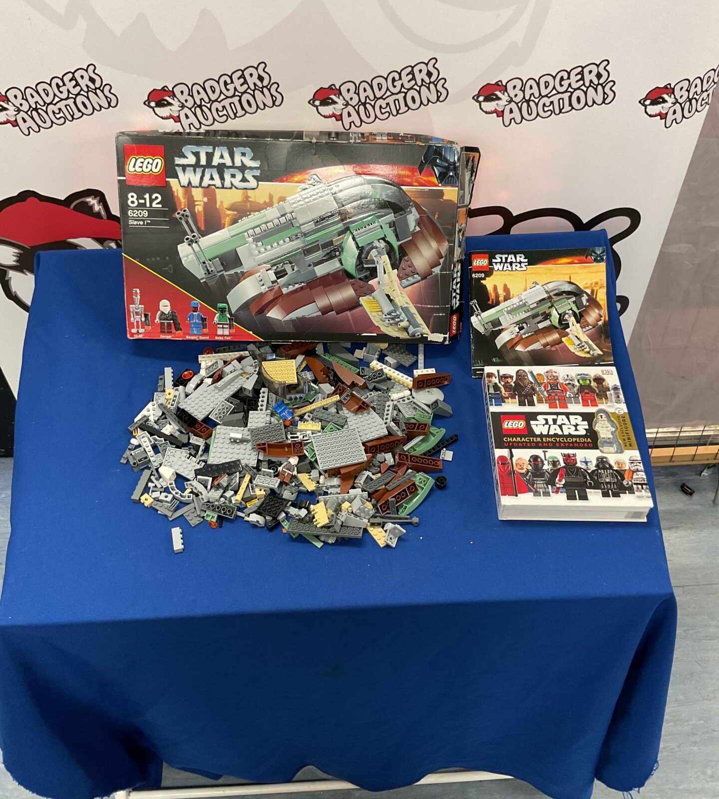 Vintage Lego Star Wars Set 6209 Slave I With Manual and star wars encyclopaedia with minifigure