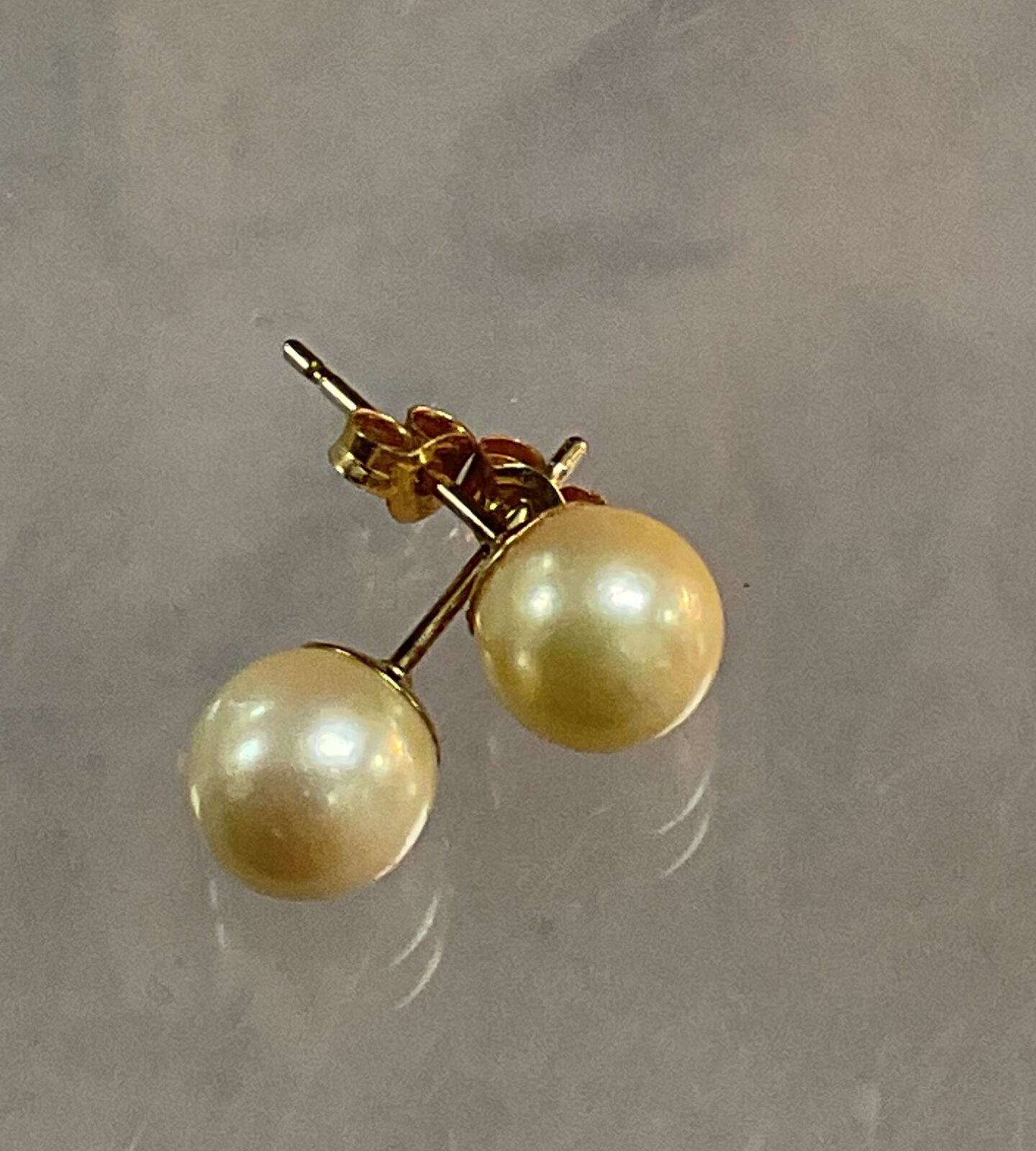 Pair of 9ct gold pearl earrings