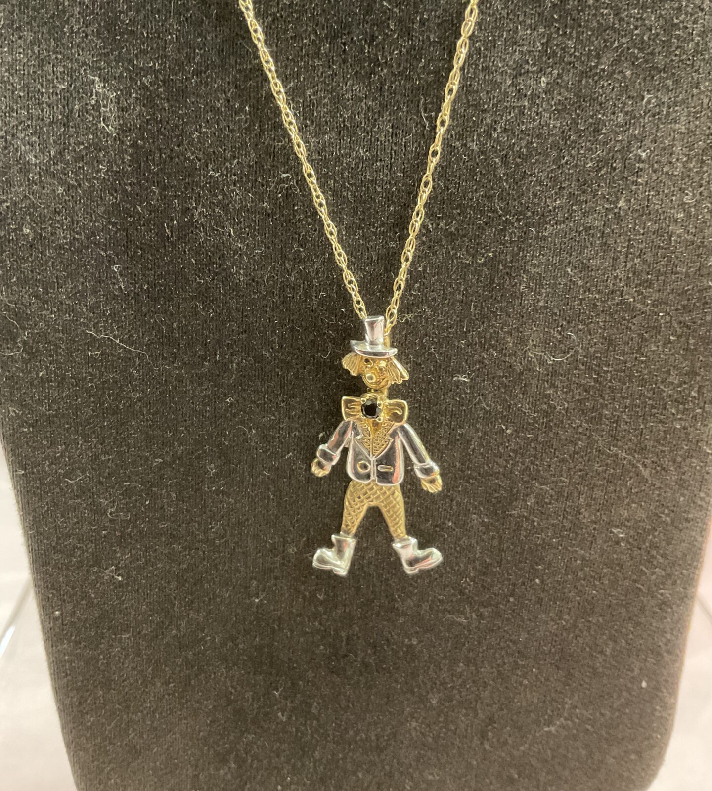 9ct white and yellow gold articulated clown pendant 18” necklace