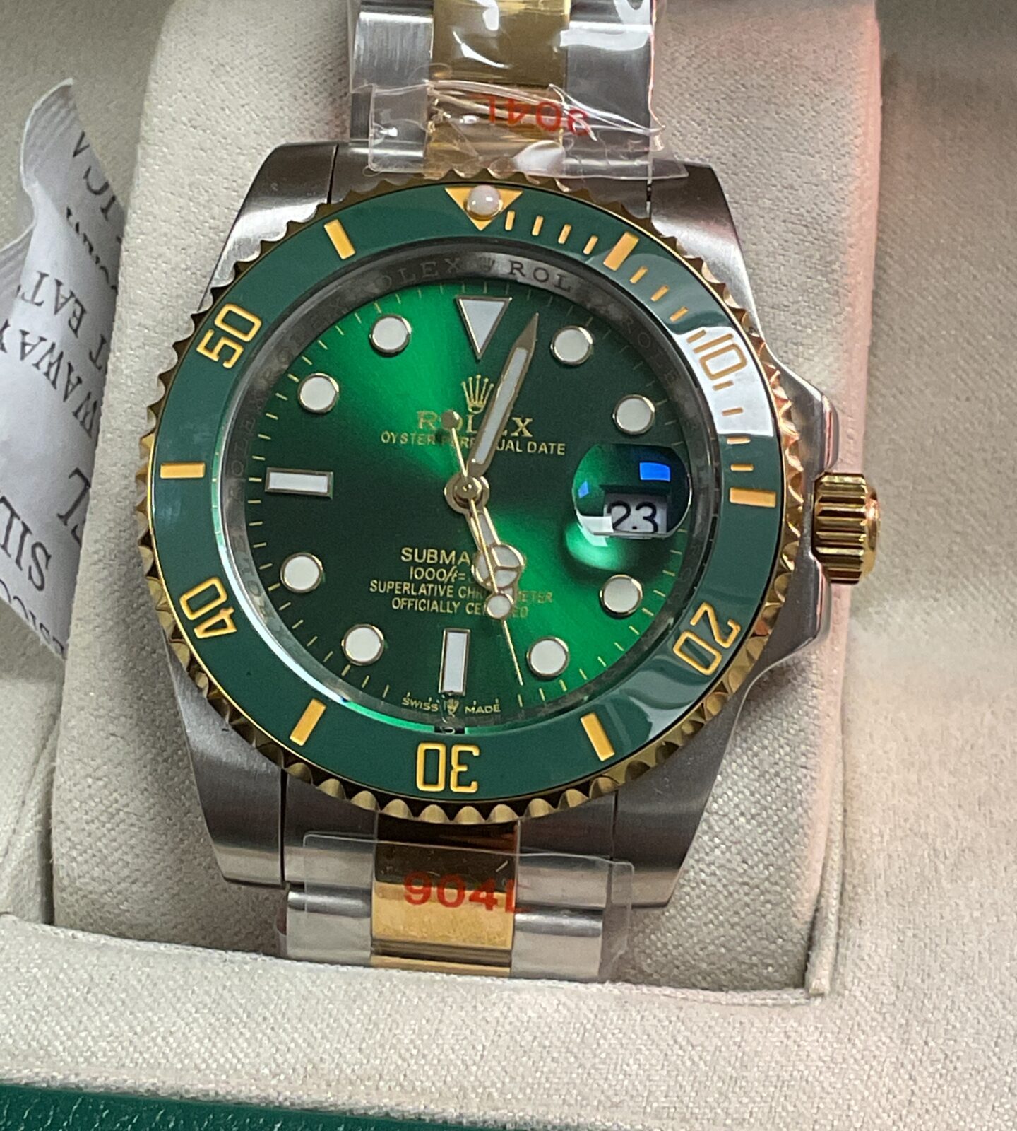 Rolex style submariner green automatic wristwatch with box and papers