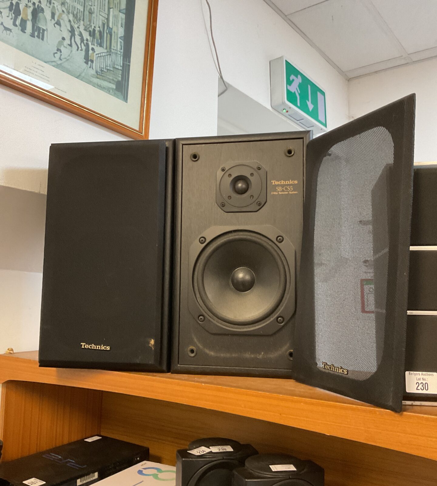 Pair of technics sb-cs5 speakers