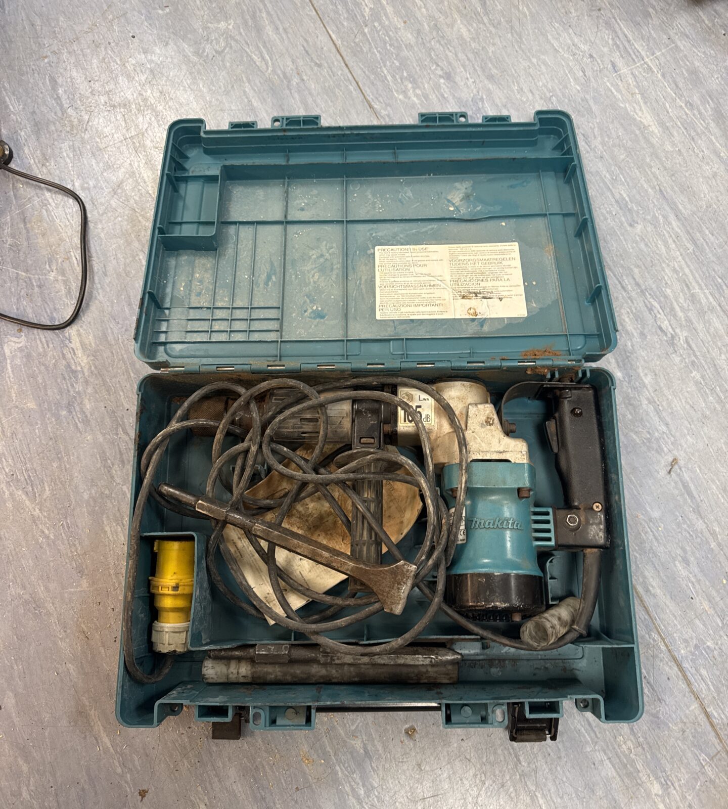 Makita 110v concrete breaker - untested