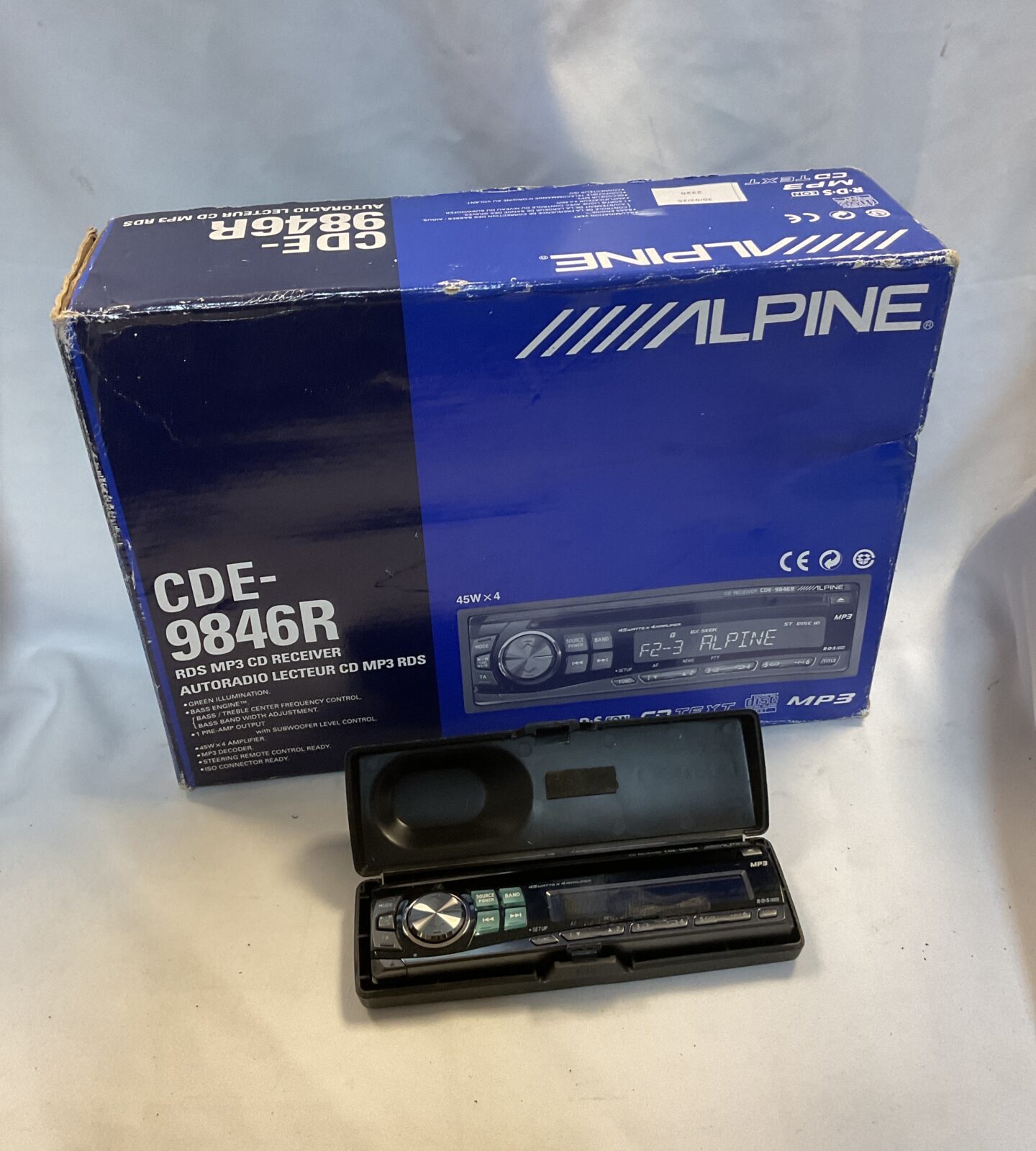 Alpine cde-9846r car stereo