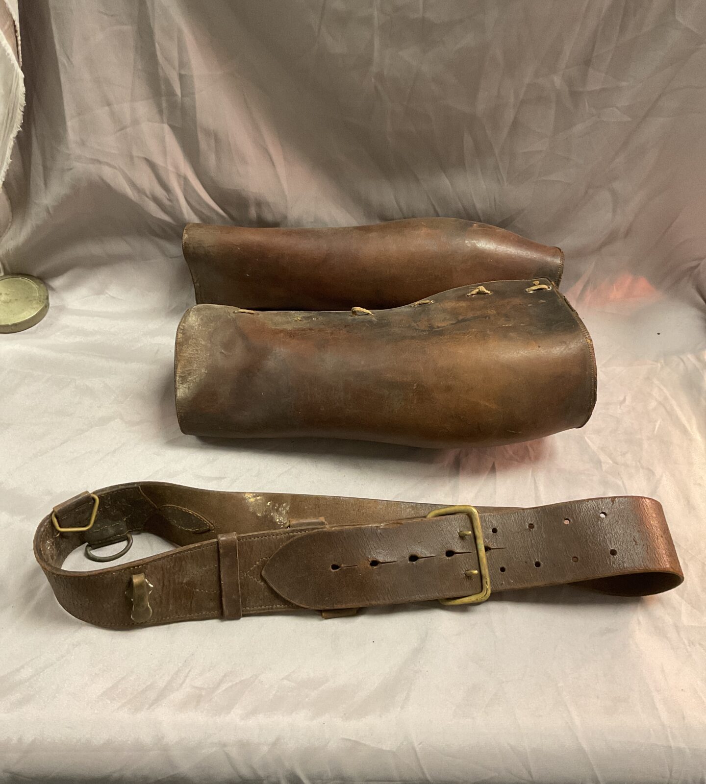 Pair of WW1 British Officers leather leggings and Sam browne