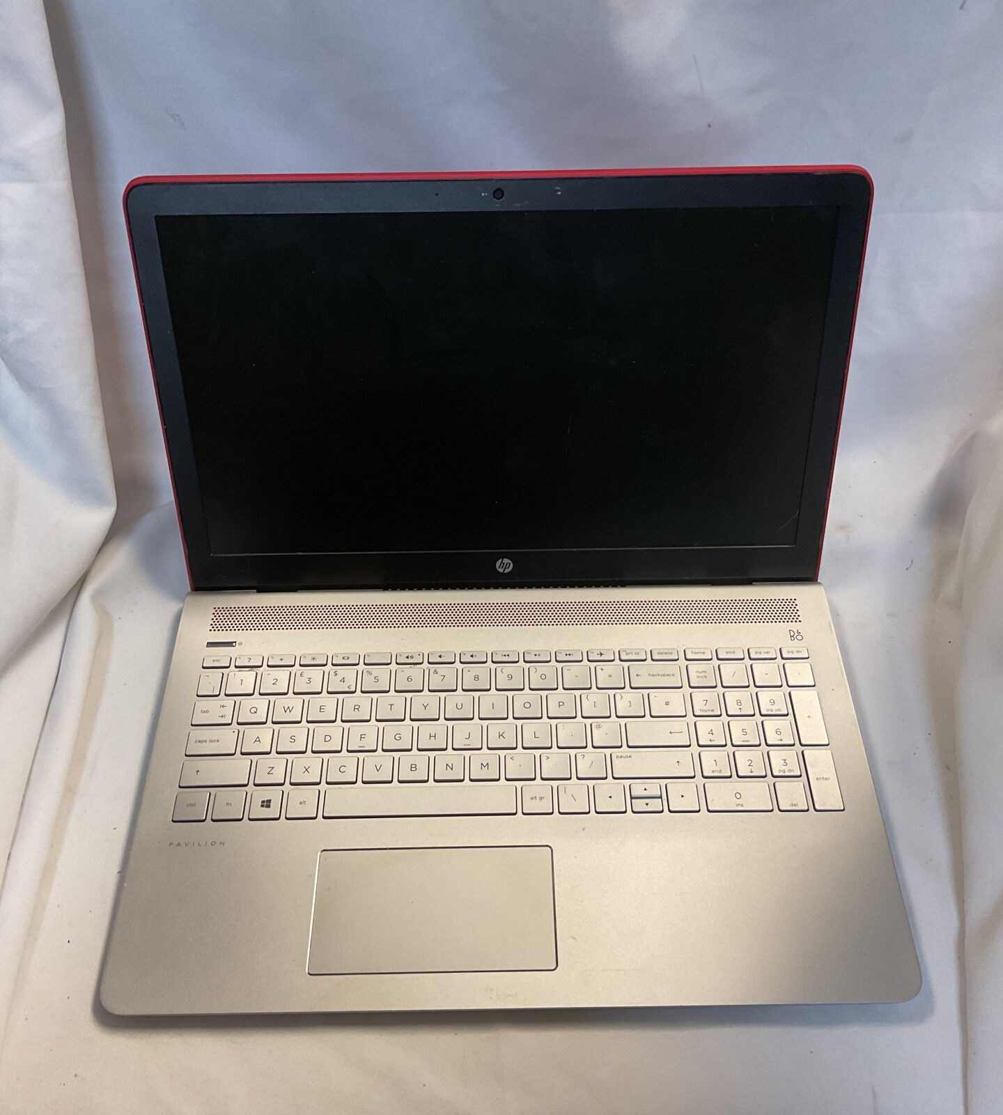 Red hp pavillion laptop untested