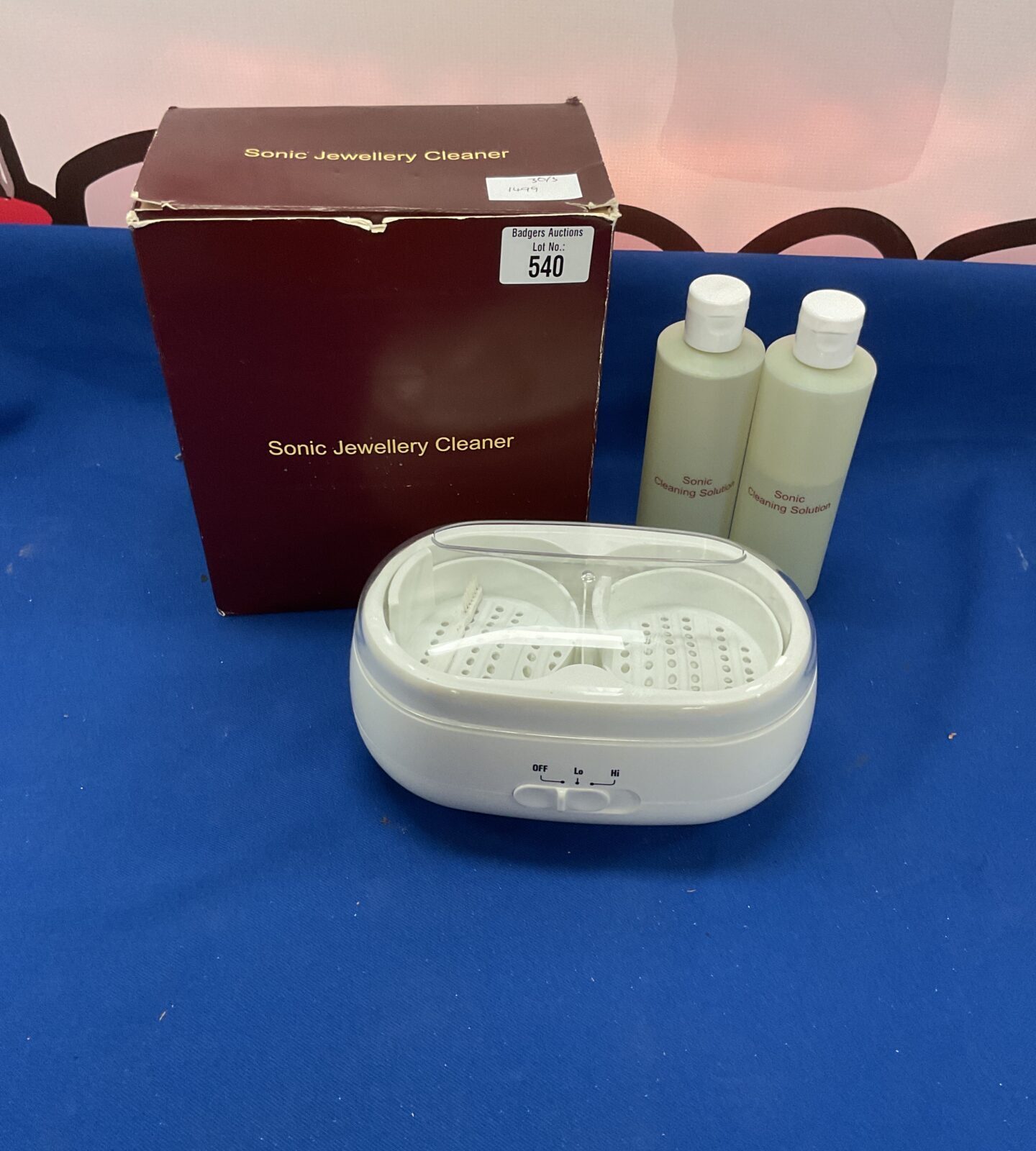 Argos sonic jewellery cleaner with cleaning solutions. Workng