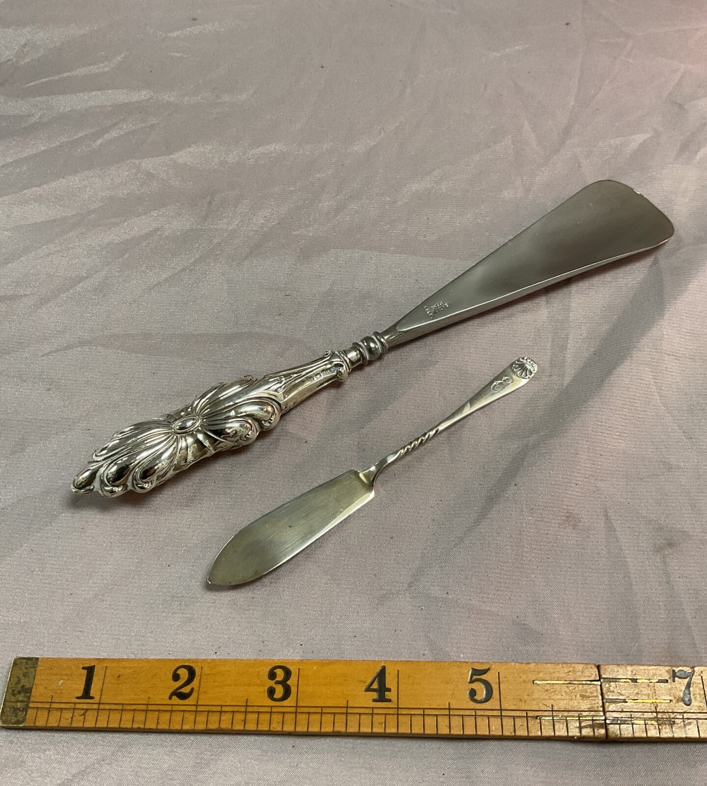 Hallmarked Silver handle shoe horn and Silver Butterknife