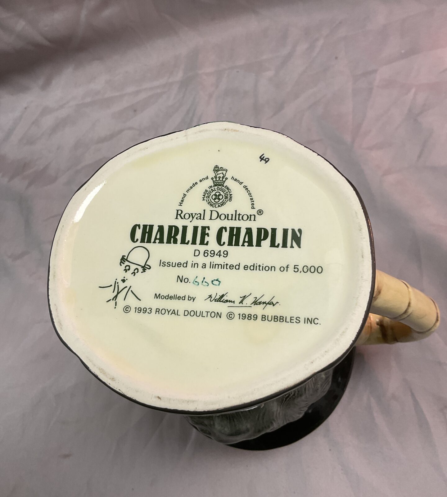 Royal Doulton Ltd edition D6949 Charlie Chaplin - Image 2