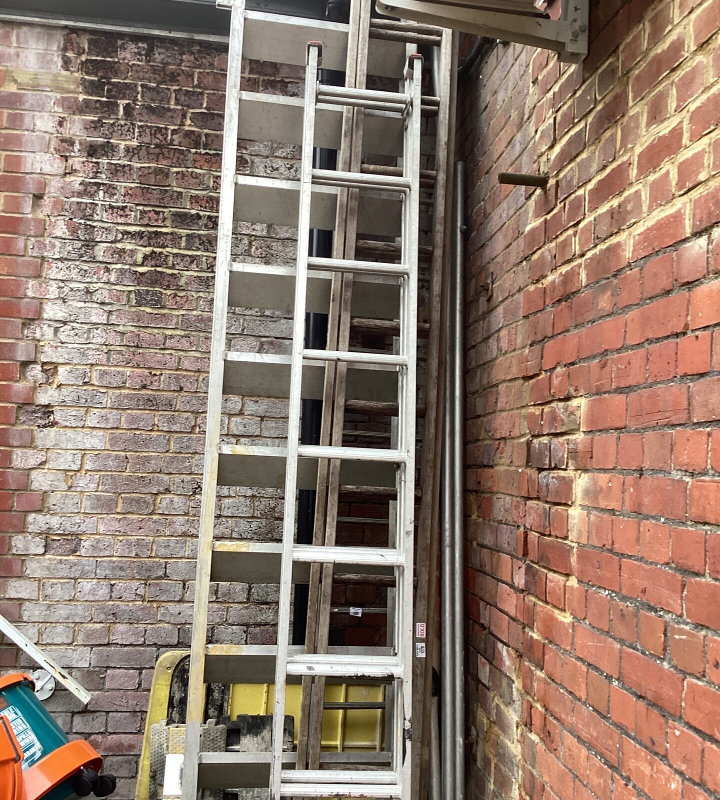Clima aluminium double extension ladder