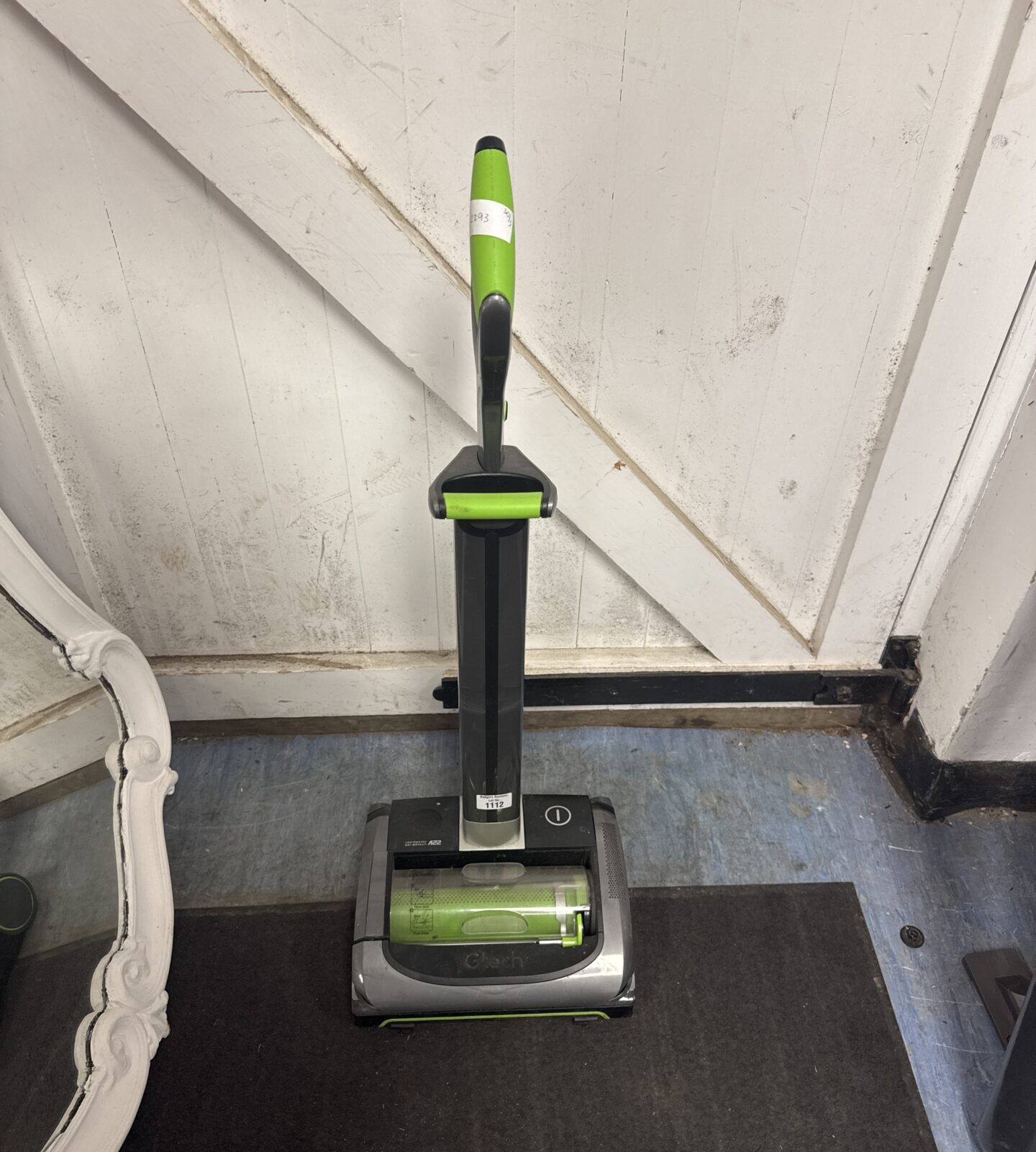 Gtech air ram cordless hoover - working but no charger