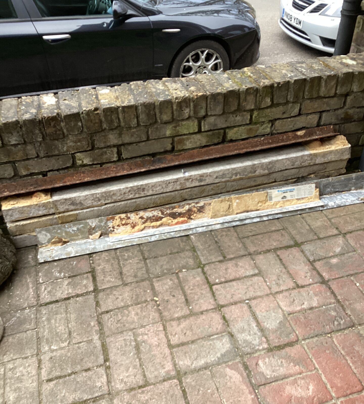 Builders lintels