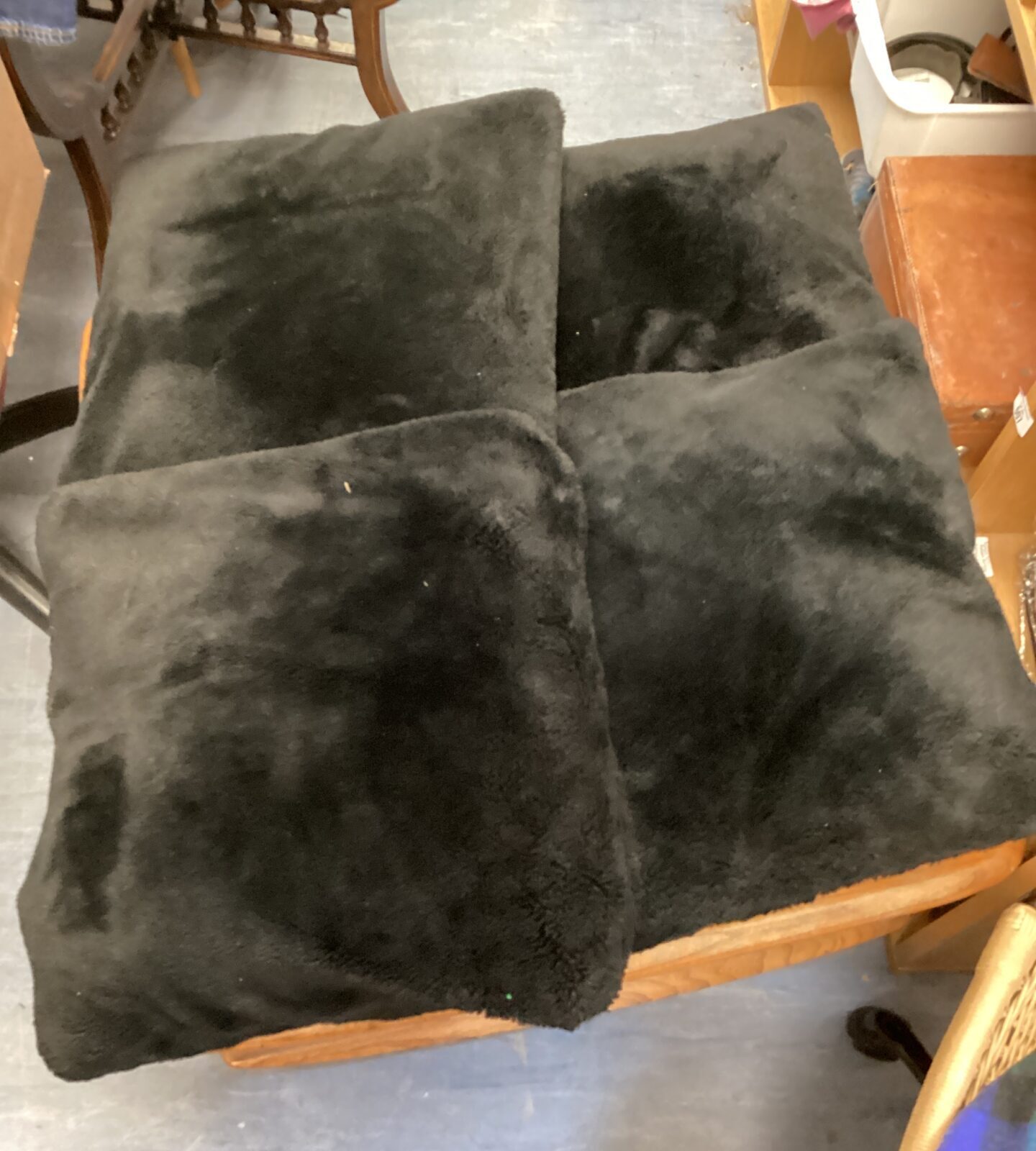 Four black cushions