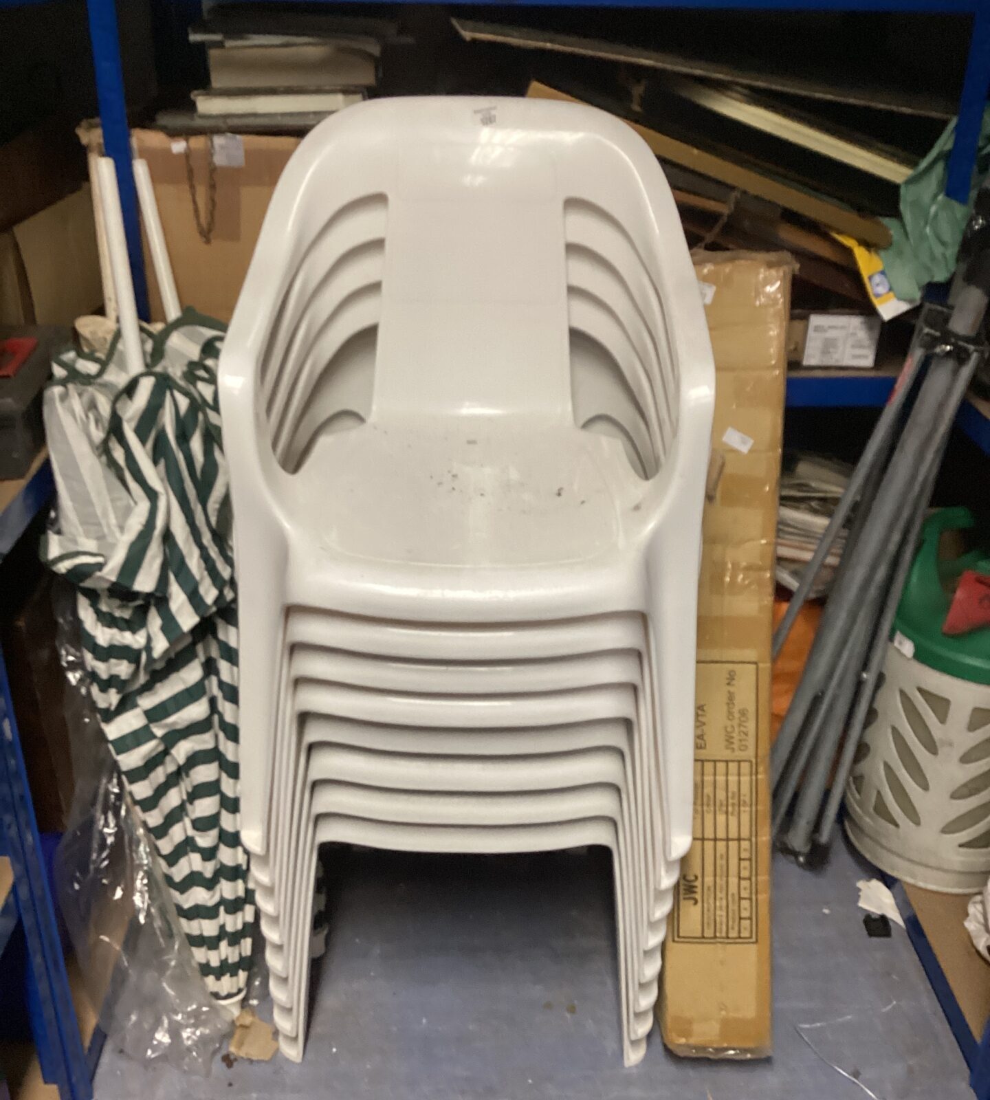 8 x White Plastic Patio Chairs