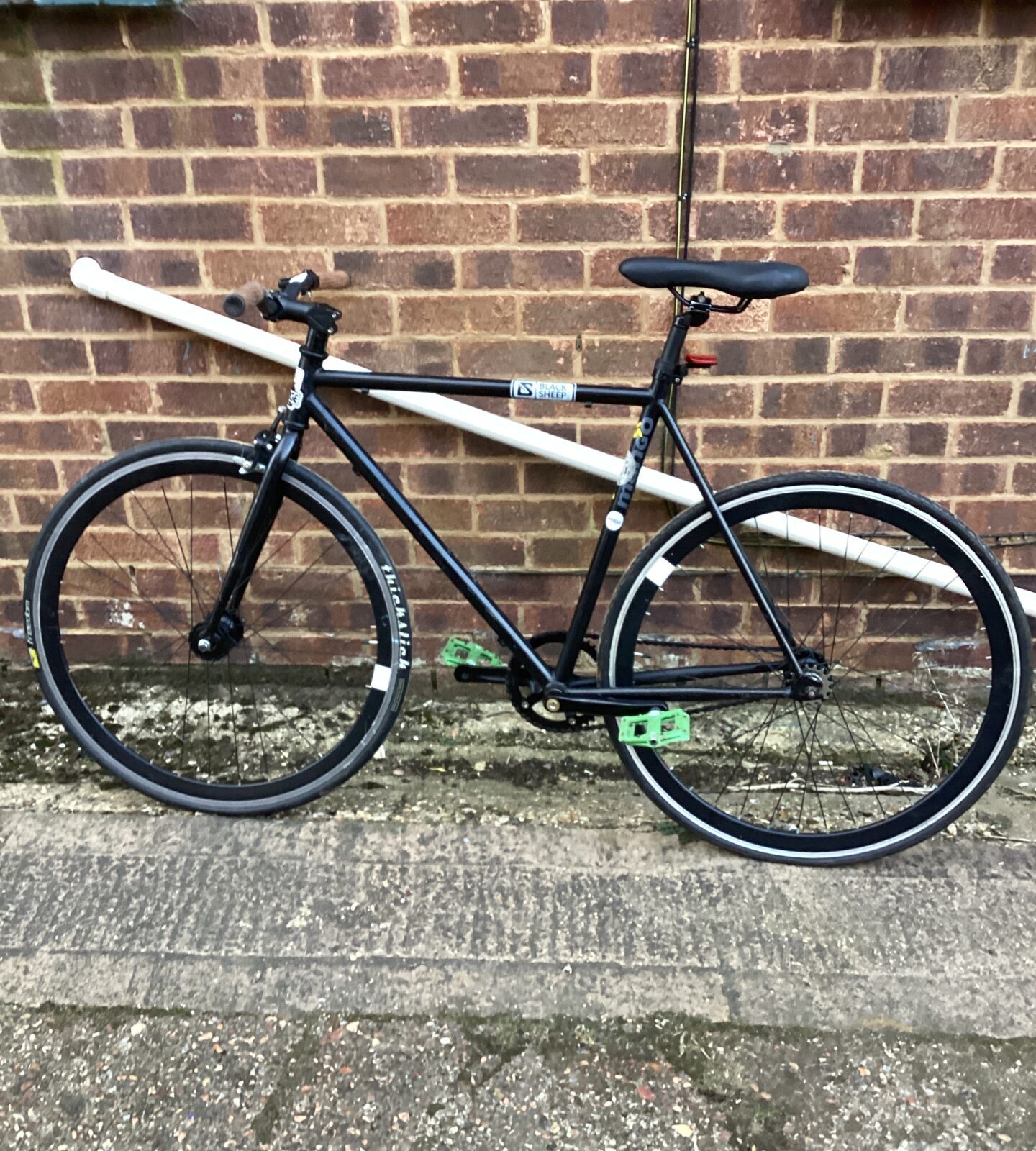 Black sheep mango racing bike