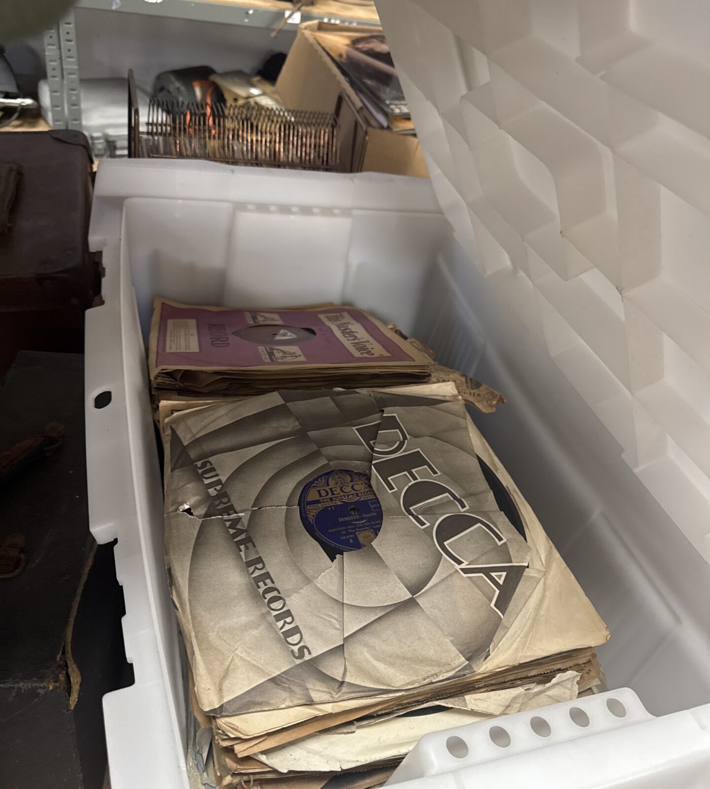 Very large box of gramophone records