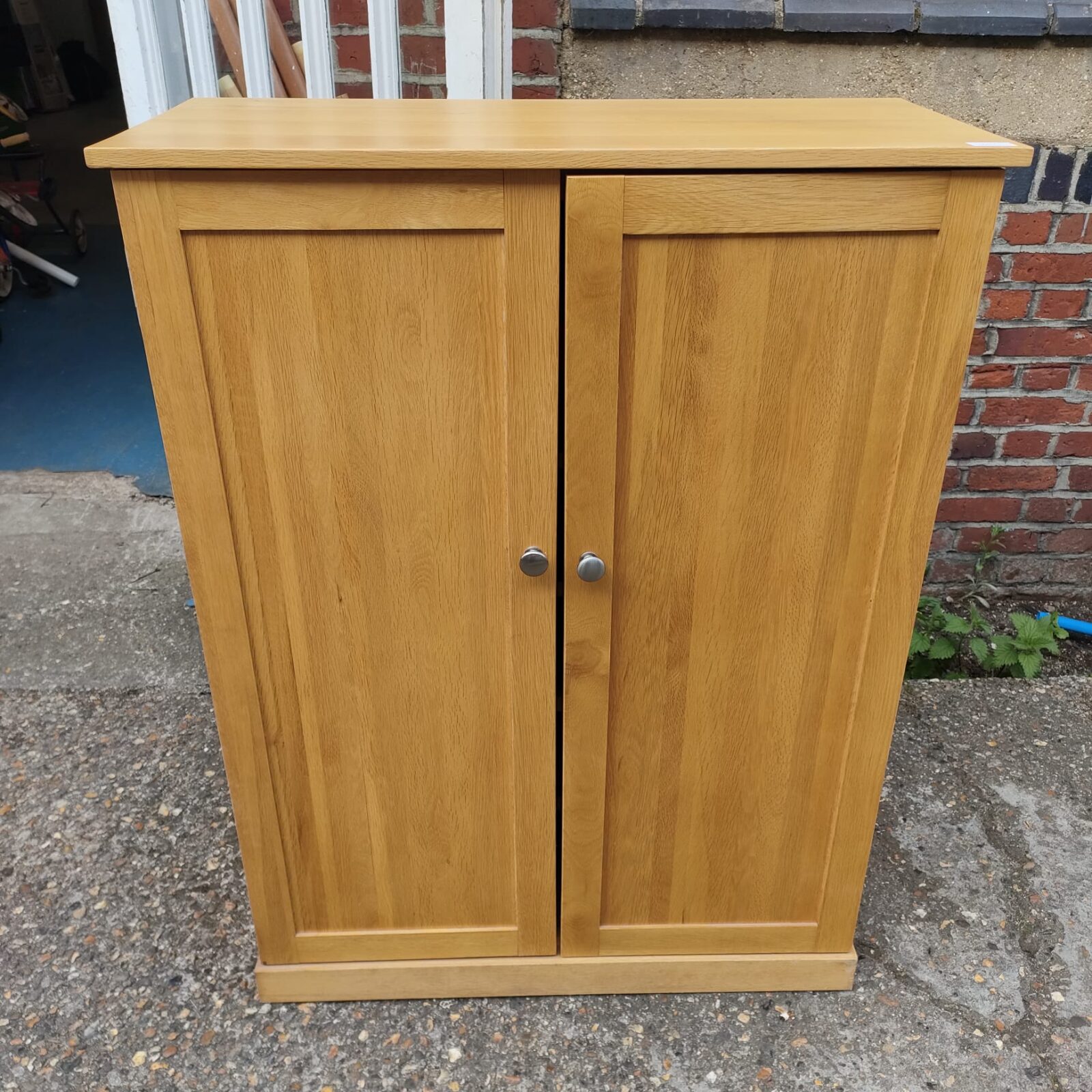 solid oak shoe cabinet 14x32x38
