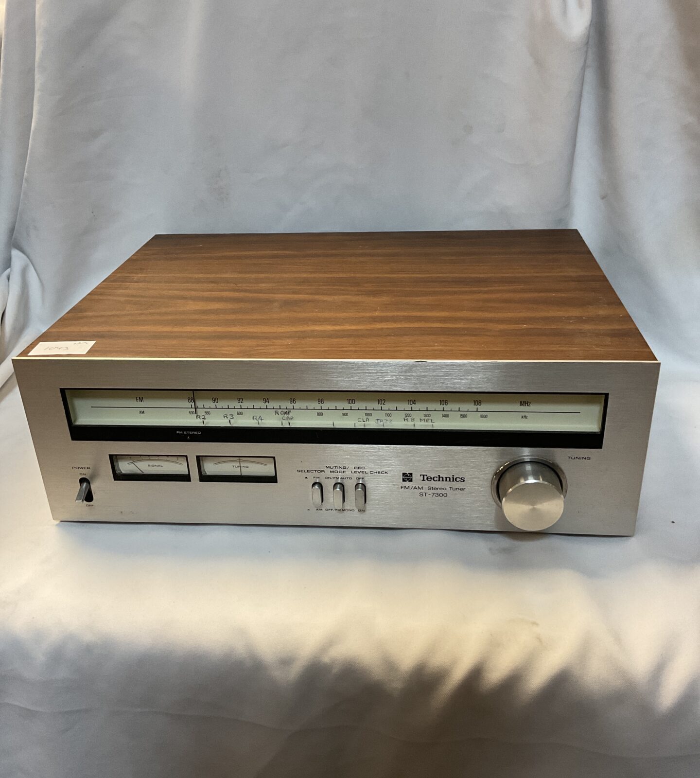 Technics st-7300 stereo tuner
