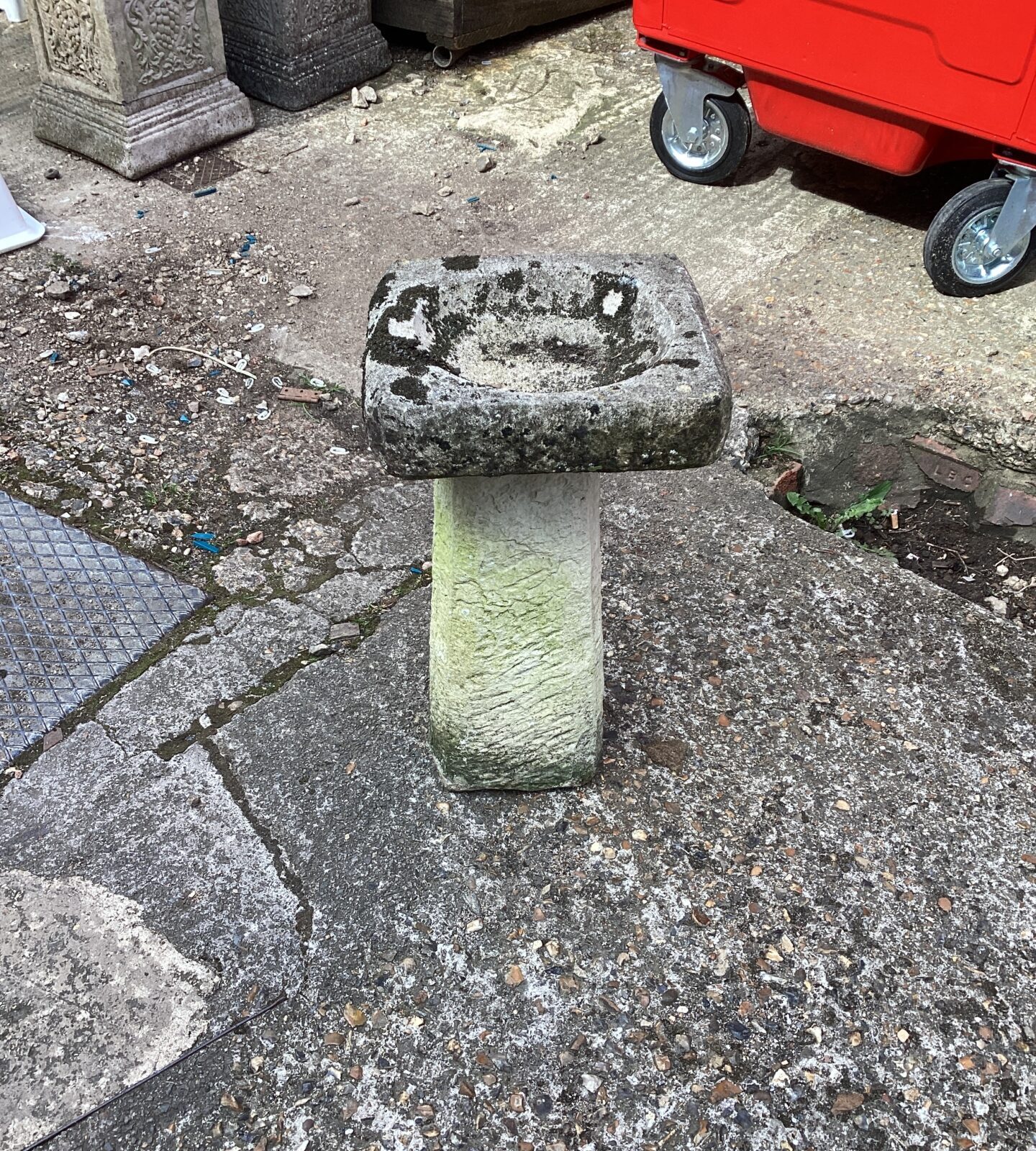 Stone effect bird bath