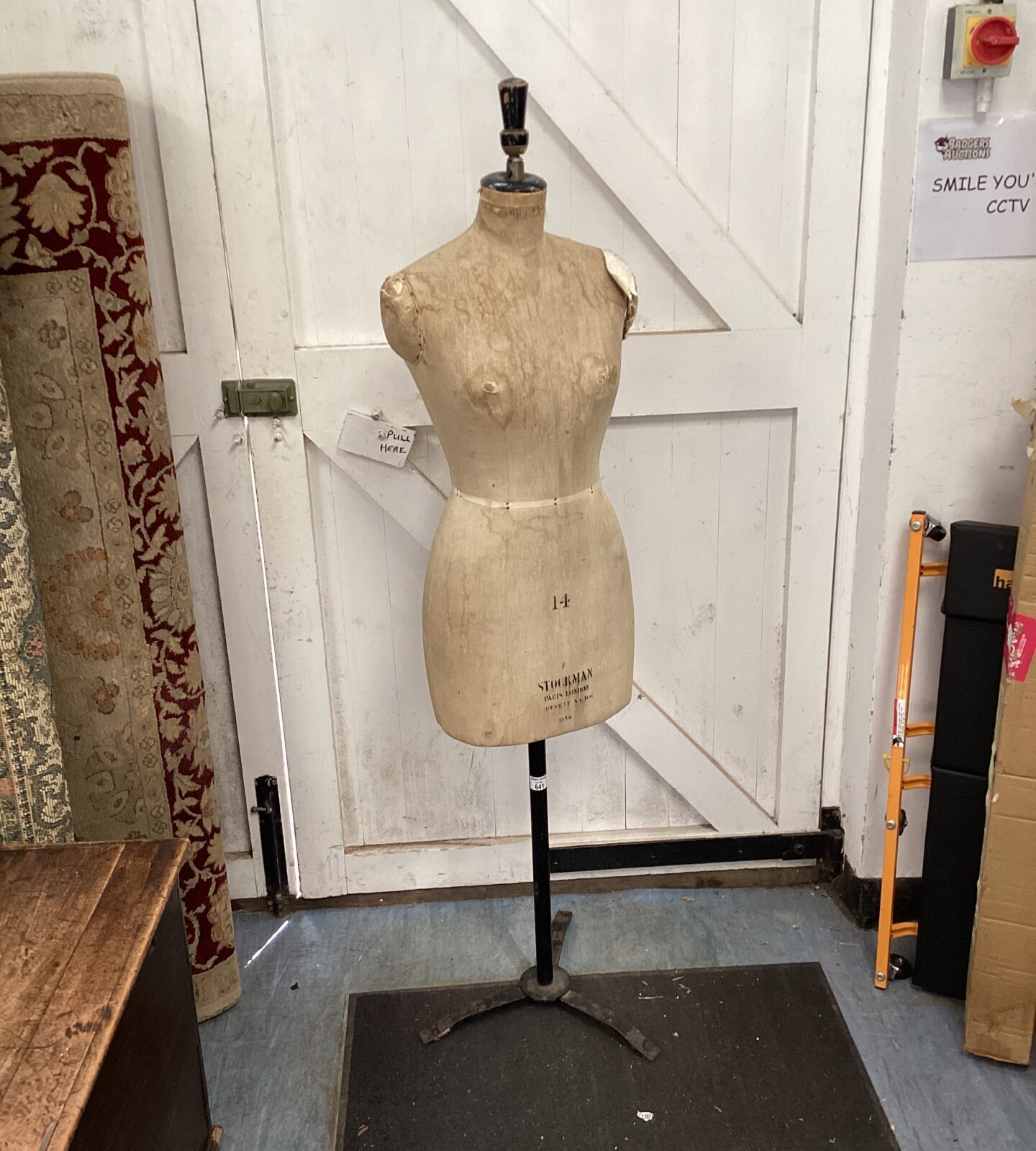 Stockman dress makers mannequin